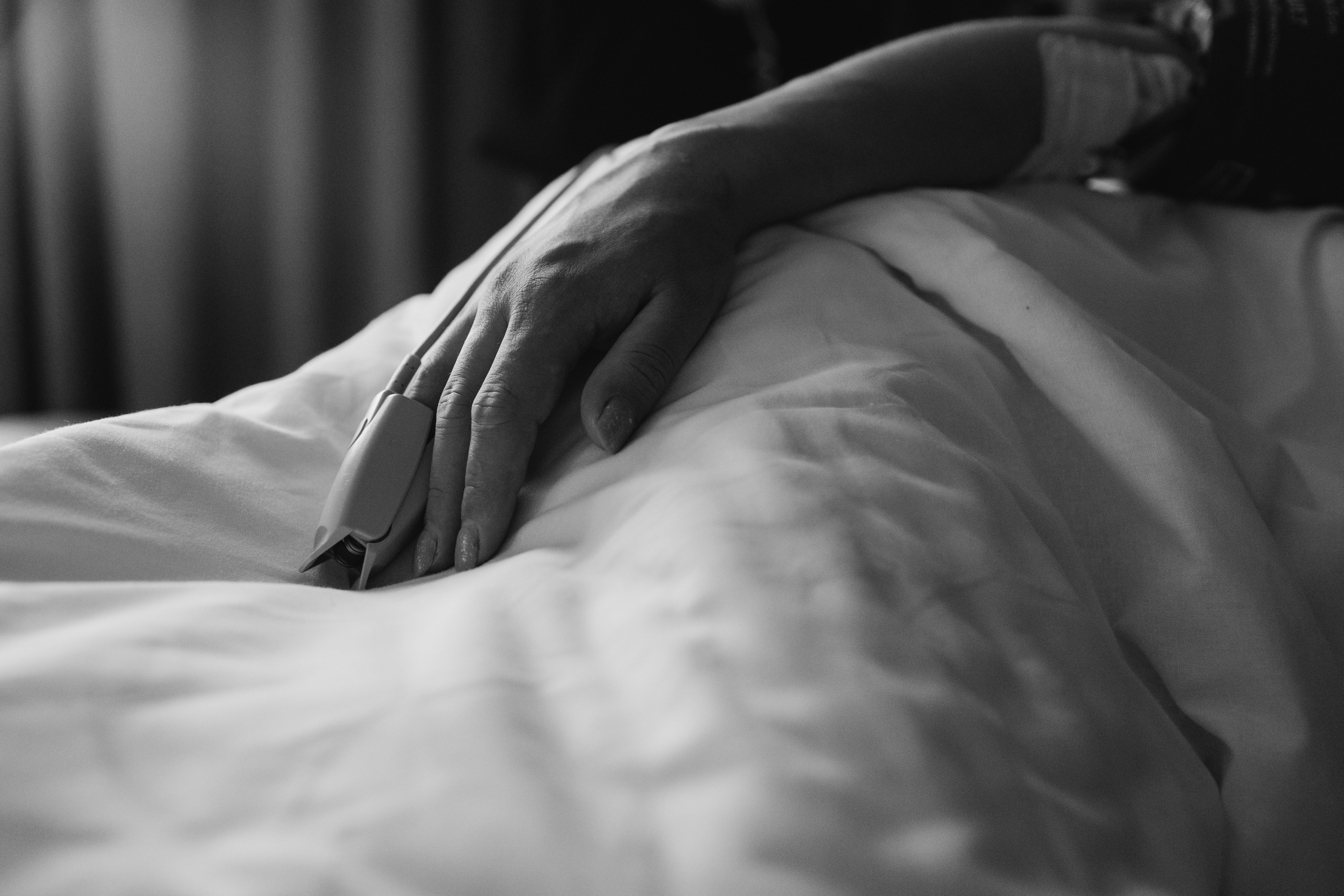 Съемка родов. Рождение Майи. Клинический госпиталь MD GROUP Лахта. Фотограф на роды в Санкт-Петербурге Екатерина Сысоева