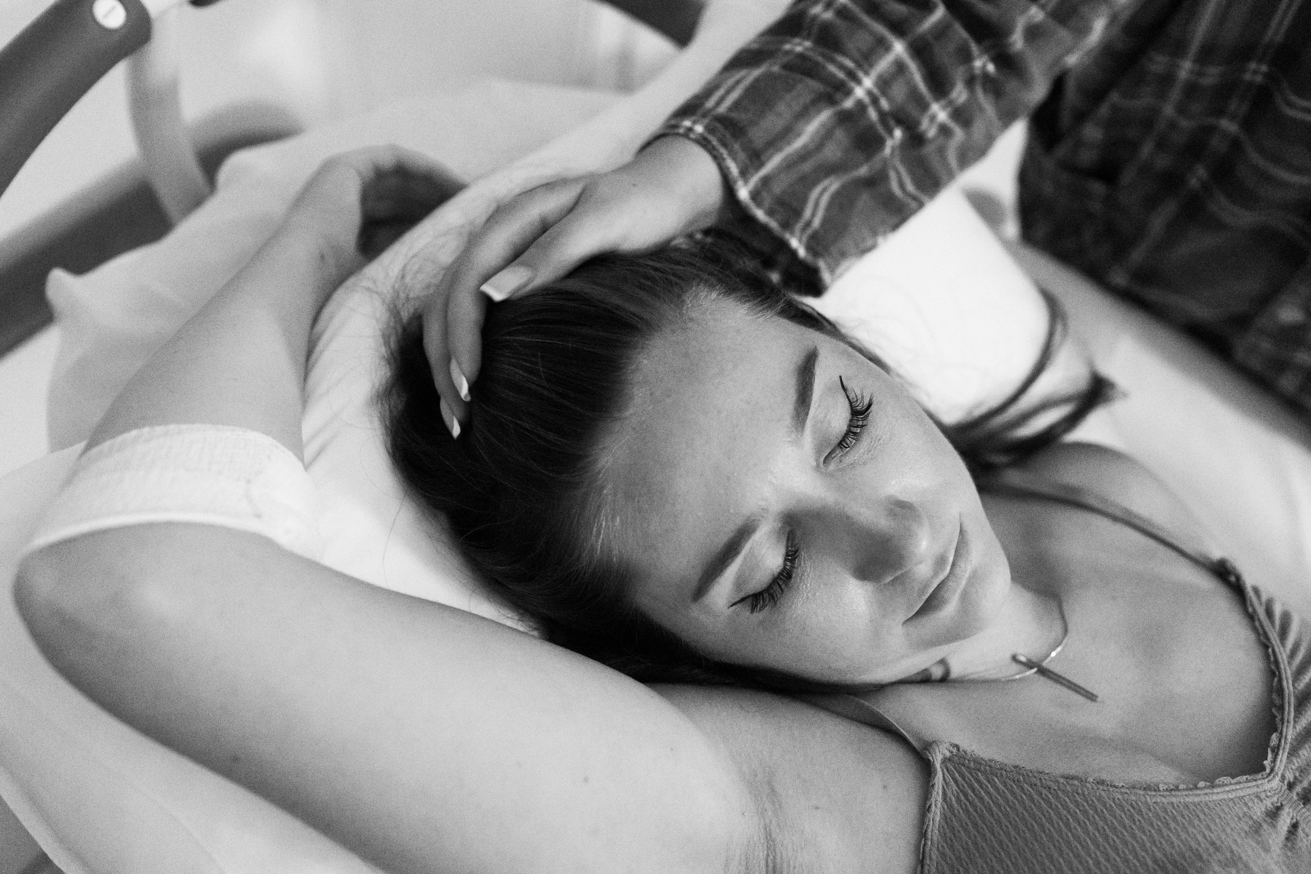 Съемка родов. Рождение Аглаи. Клинический госпиталь MD GROUP Лахта. Фотограф на роды в Санкт-Петербурге Екатерина Сысоева