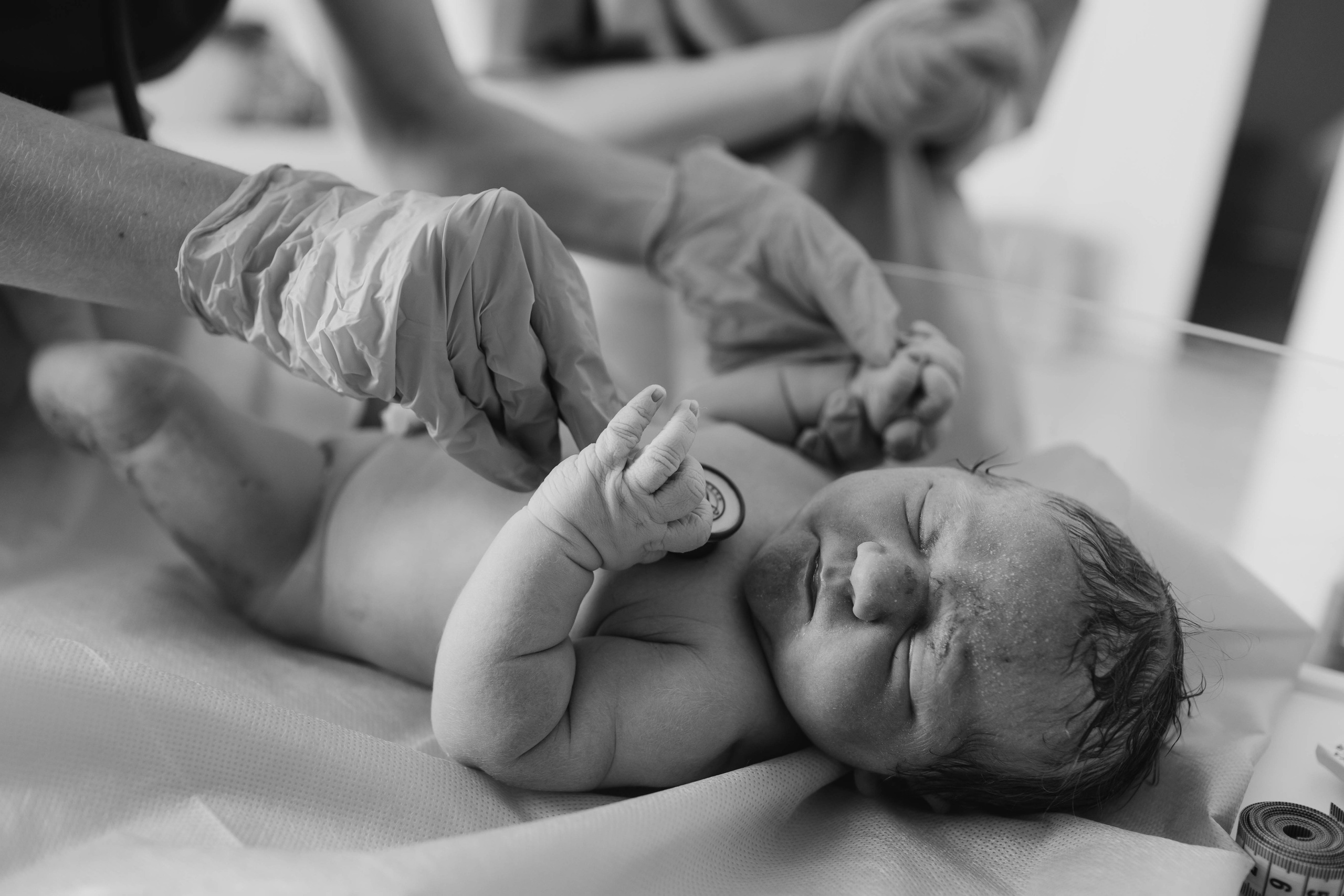 Съемка родов. Рождение Аглаи. Клинический госпиталь MD GROUP Лахта. Фотограф на роды в Санкт-Петербурге Екатерина Сысоева