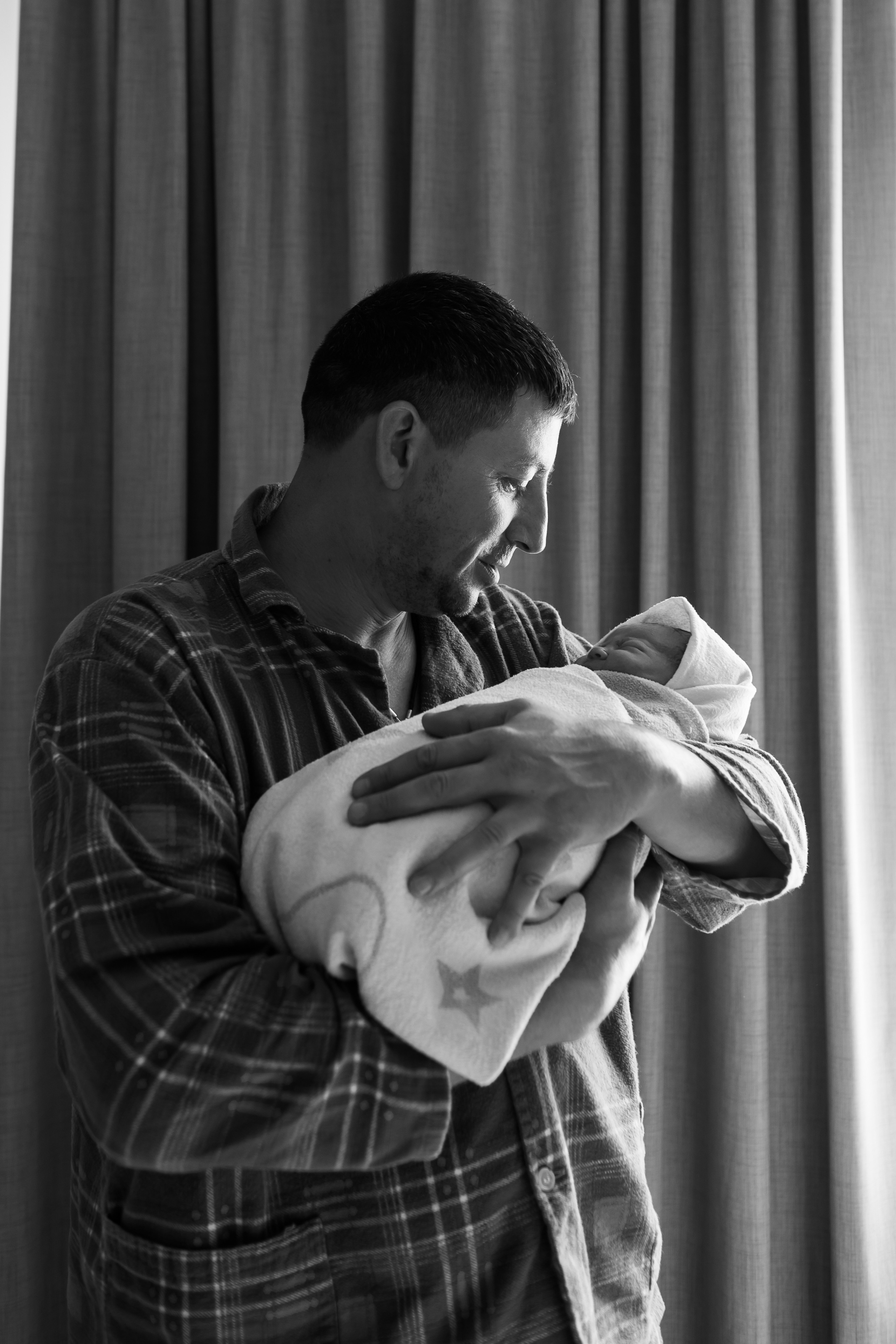 Съемка родов. Рождение Веры. Клинический госпиталь MD GROUP Лахта. Фотограф на роды в Санкт-Петербурге Екатерина Сысоева