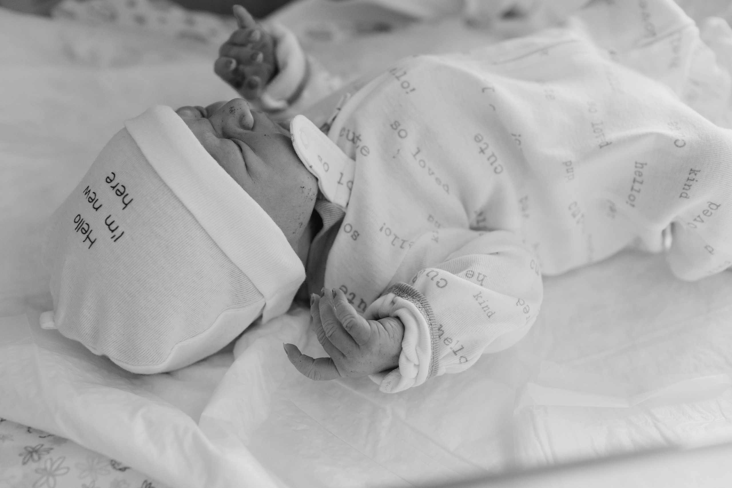 Съемка родов. Рождение Майи. Клинический госпиталь MD GROUP Лахта. Фотограф на роды в Санкт-Петербурге Екатерина Сысоева