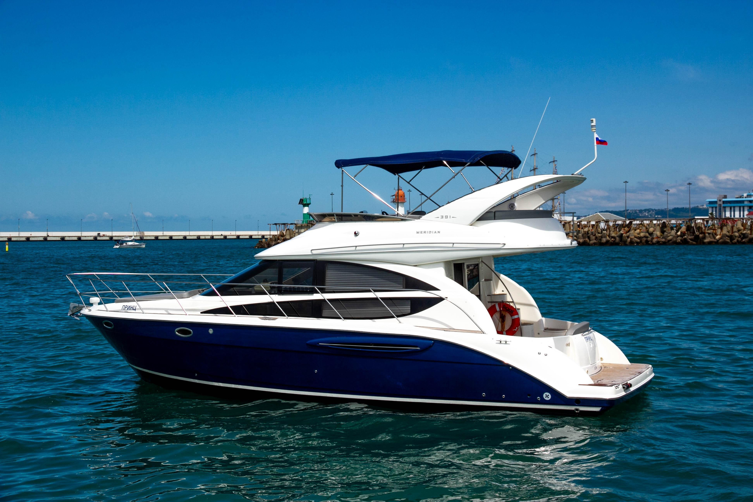 Яхта Принц Аренда Яхты в Сочи Яхтанаморе YACHTNAMORE YACHTANAMORE