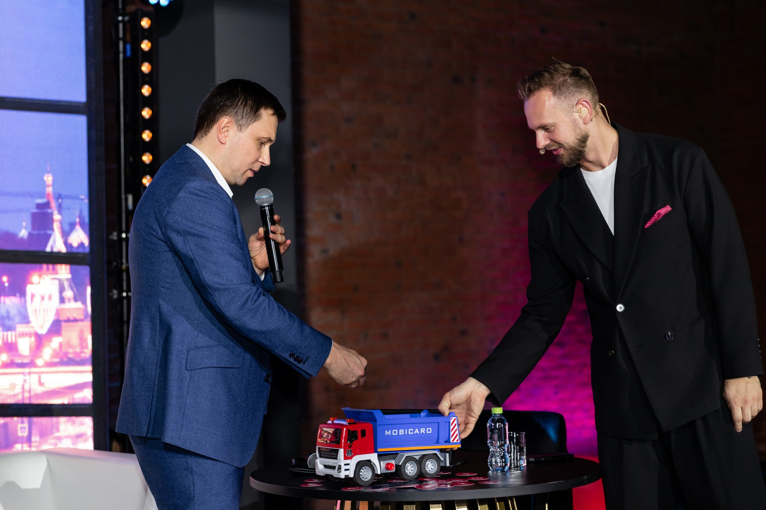 Квартирник МЕГАИС. Свадебный фотограф Москва