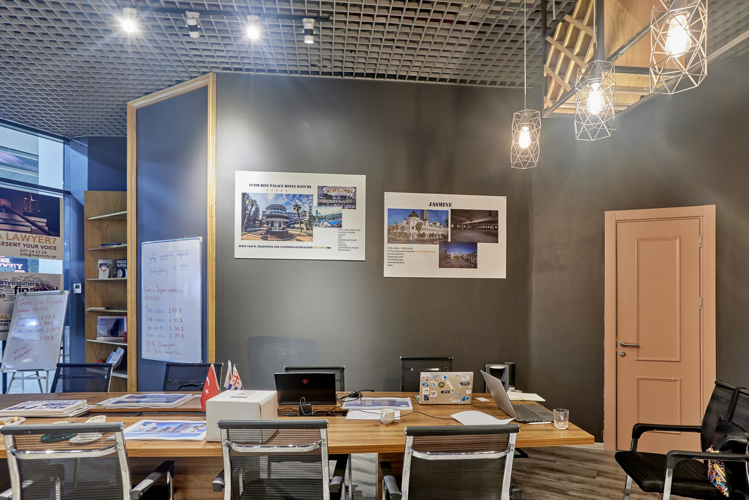 METRO CITY. Режиссёр, клипмейкер, фотограф — Андрей Охота