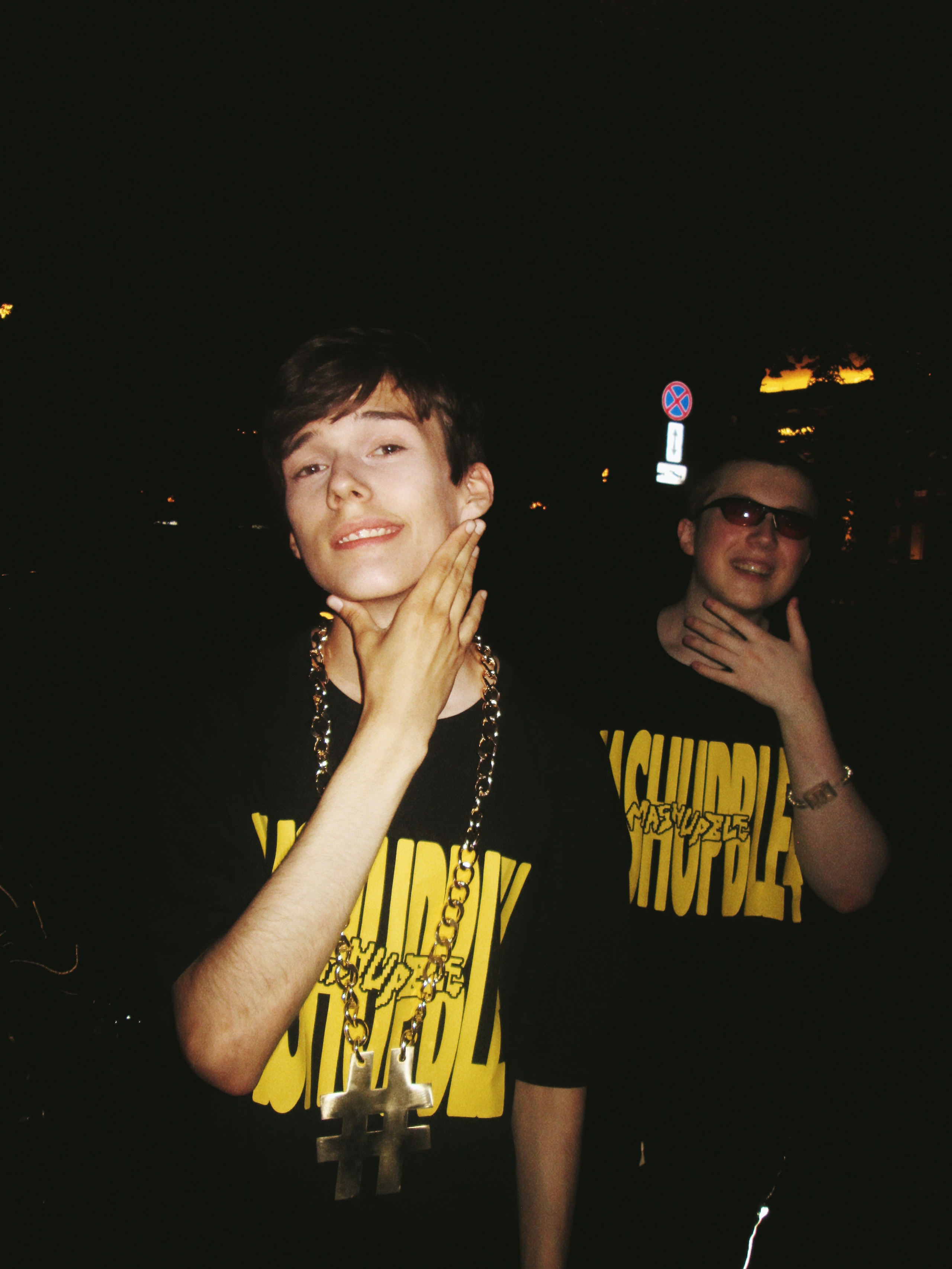 Съемка мерча MASHUPBLE. Концертный и портретный фотограф в Москве Соня Спросонья