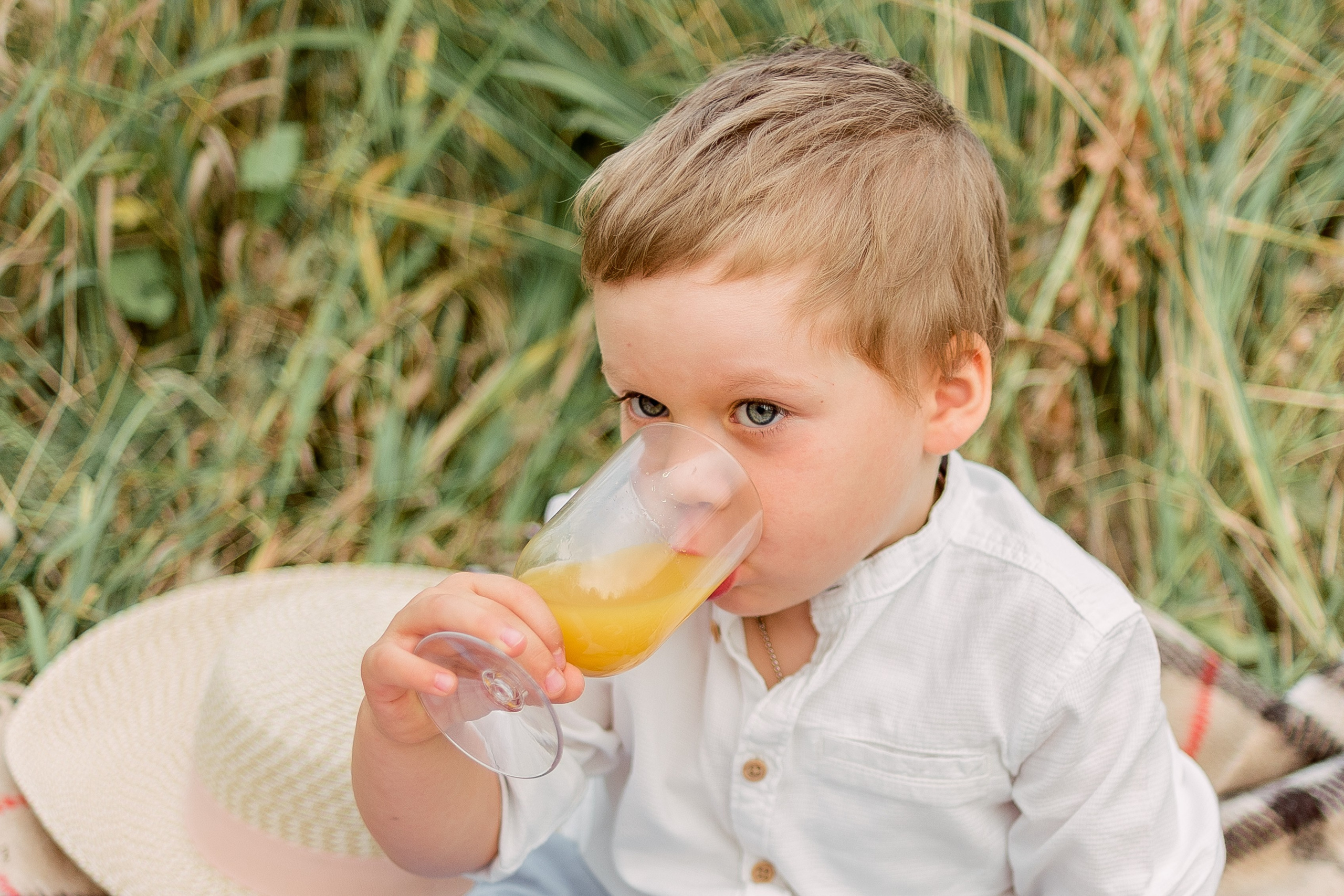 В поле. Фотограф Юлия Попова