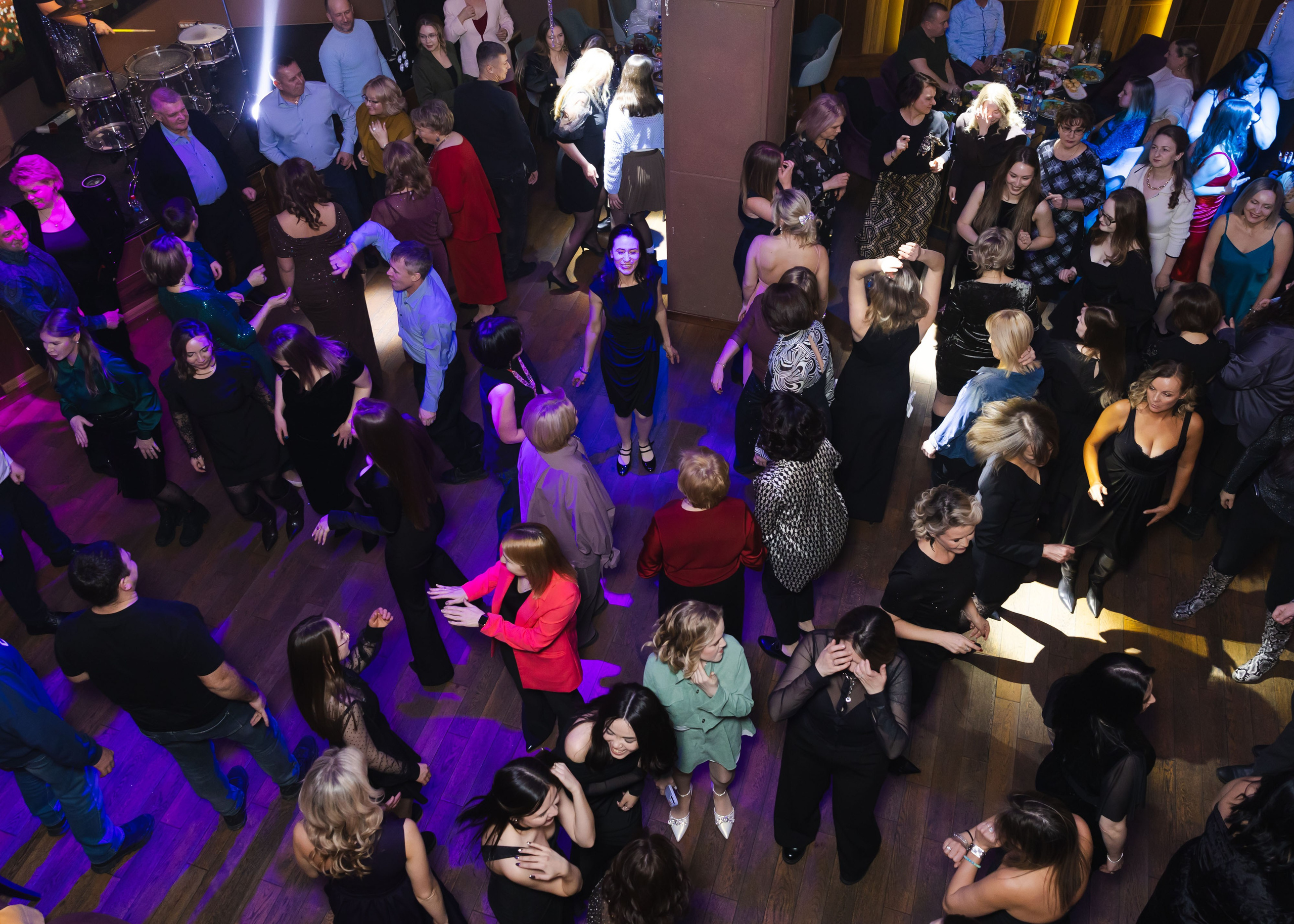 НОВОГОДНИЕ КОРПОРАТИВЫ. ФОТОГРАФ ВИНОГРАДОВА ДАРЬЯ