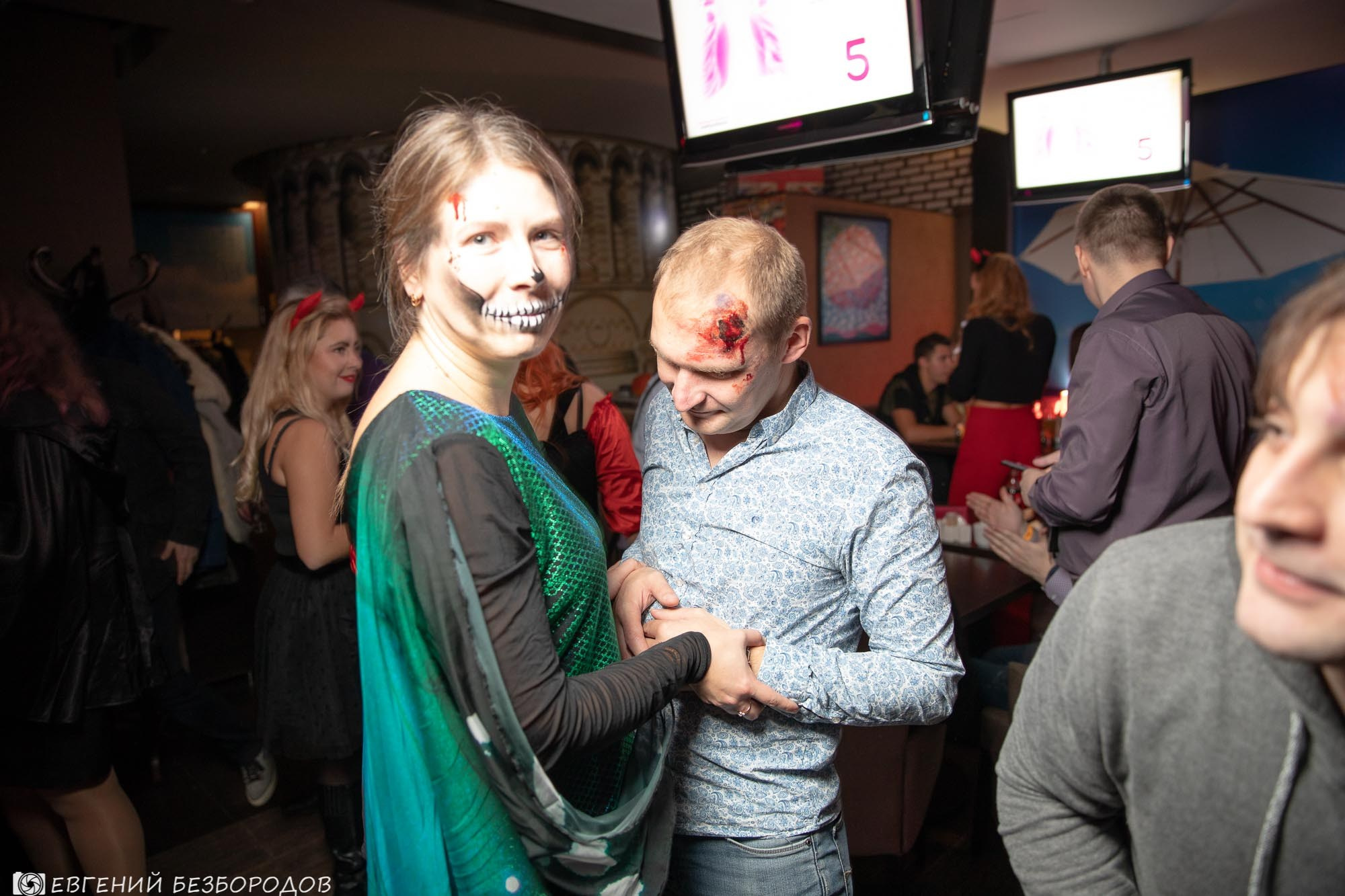 Пятница, 2-е. Клубная вечеринка на Хеллоуин | 2.11.2018. Галерея Фантим