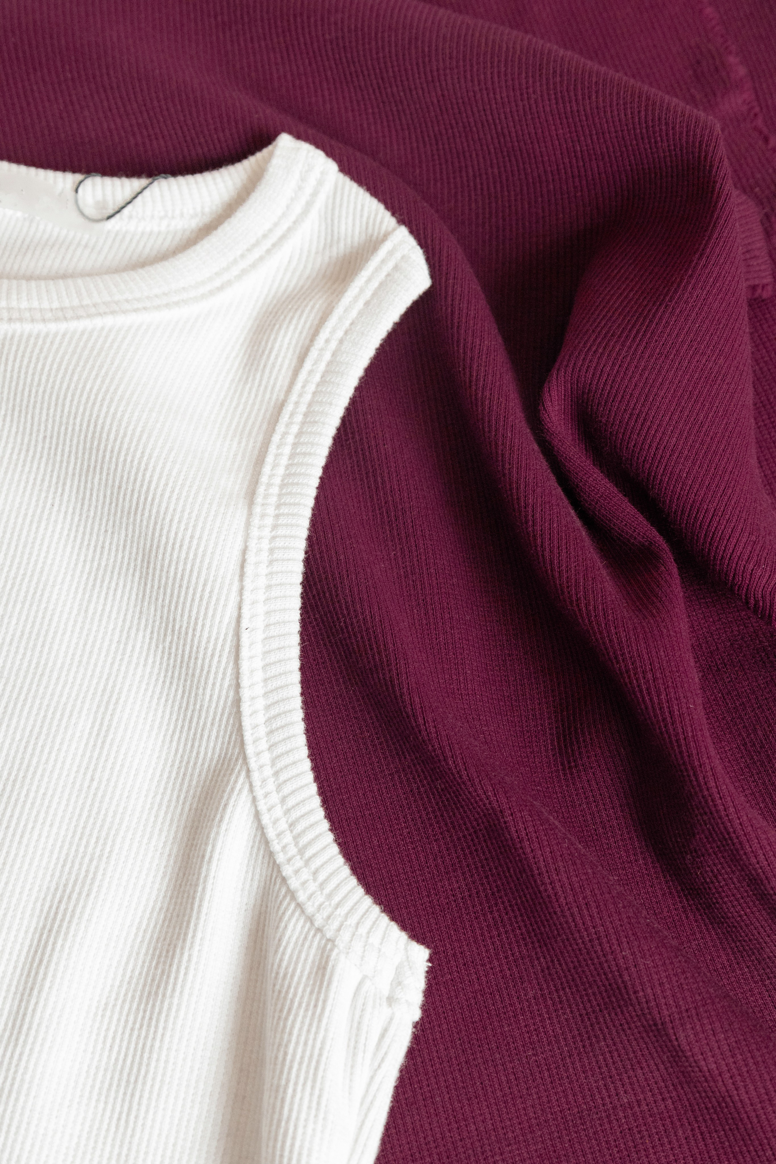 Фотографии изделий из ткани. Предметный фотограф в Москве и Московской области