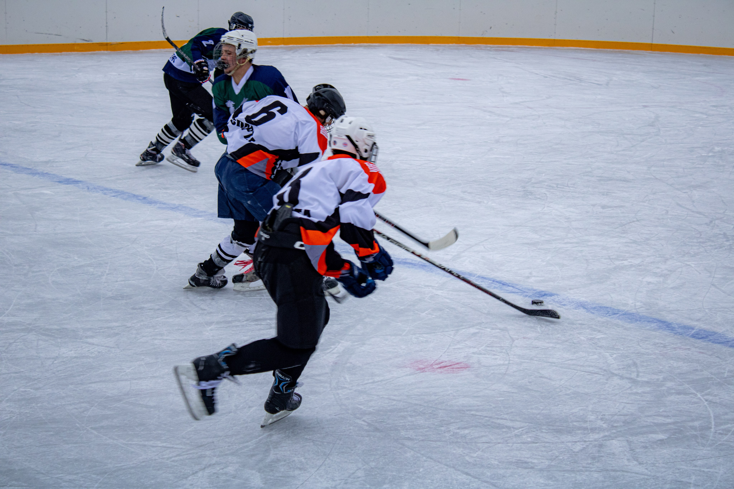 Хоккей г.п Атиг-г.Нижние Серги