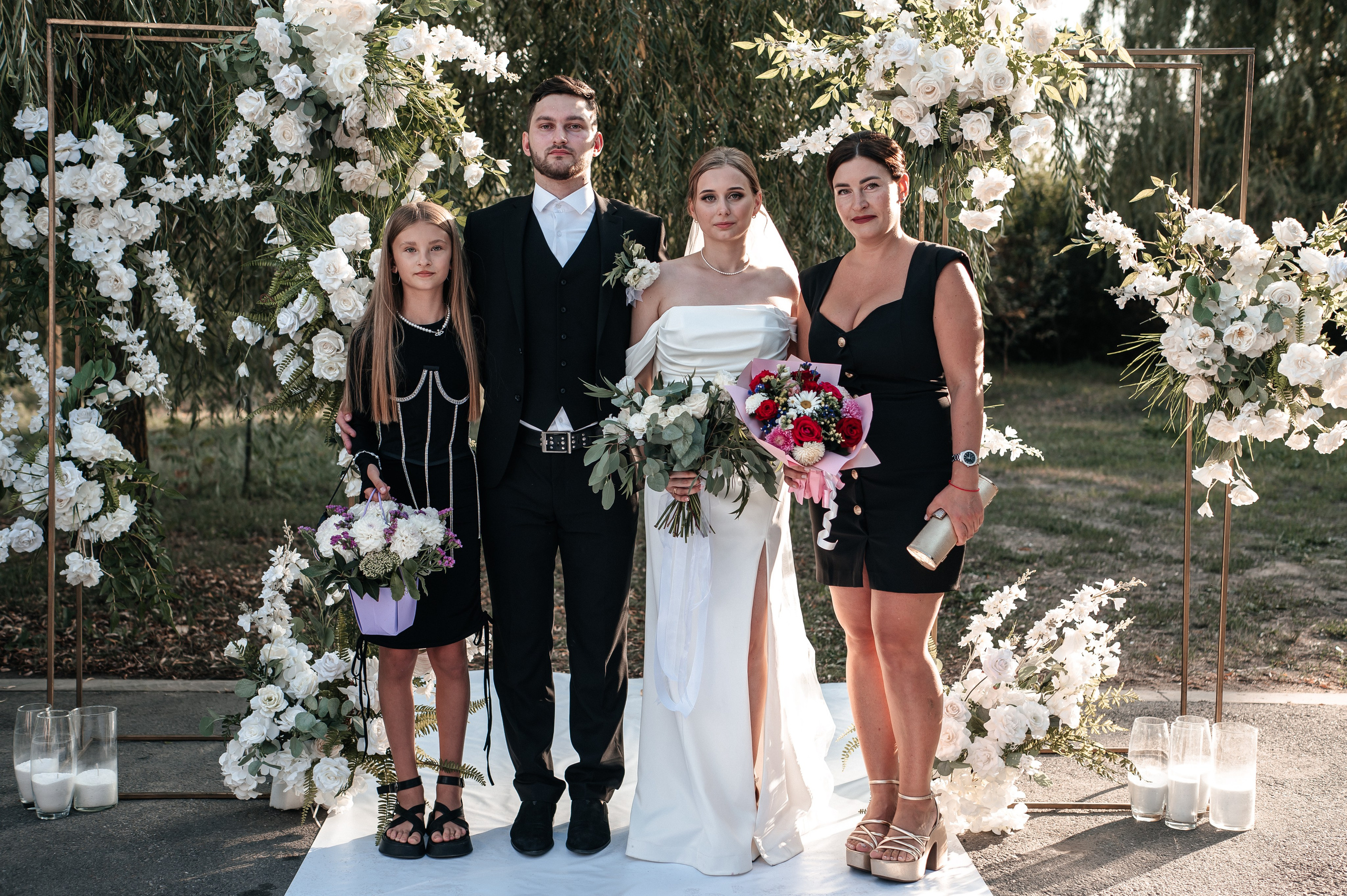 Даниил и Валерия. Черная утка. Полный день. Фотограф Екатерина Бочарникова