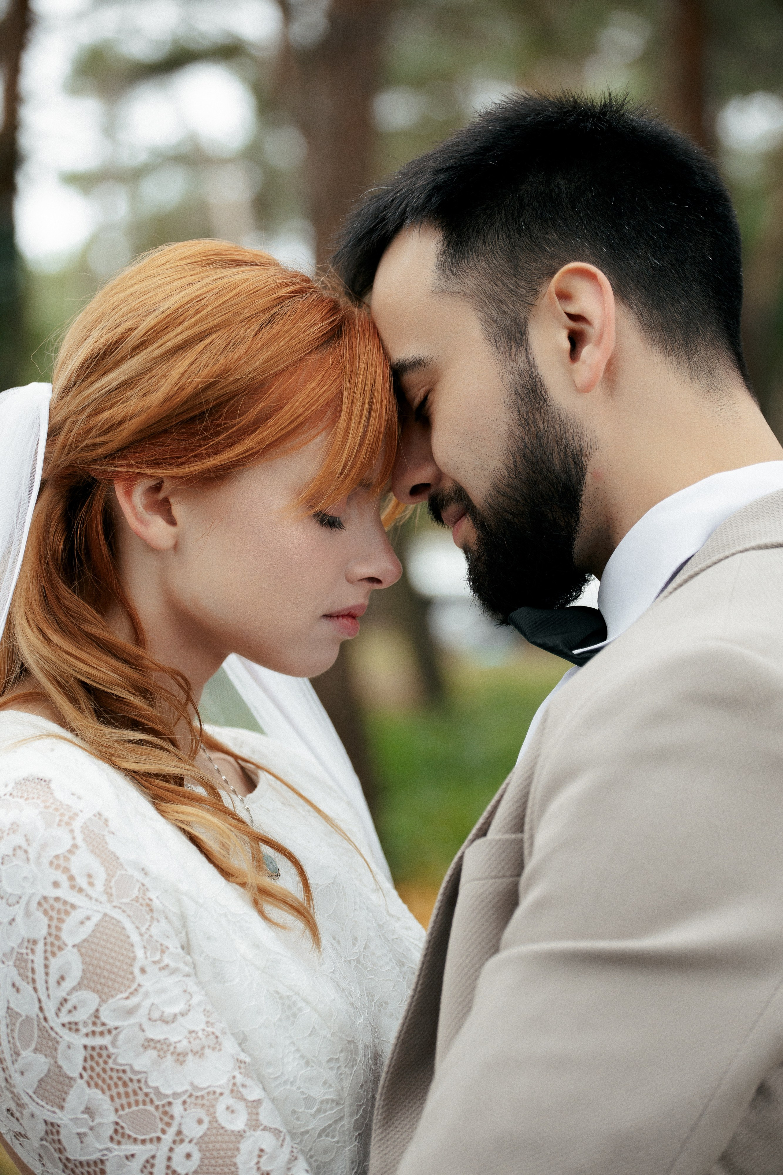 Ślubna sesja zdjęciowa w plenerze. Свадебный фотограф Варшава Лодзь Польша Елена Юцова