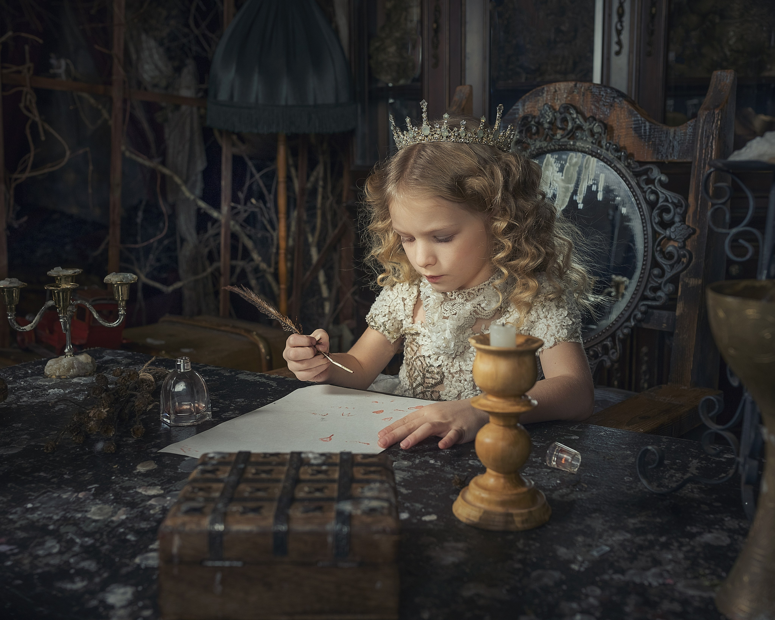 Сказочная фотосессия в студии в Москве. Актерское и модельное портфолио. Фотограф в Москве Екатерина Коломеец