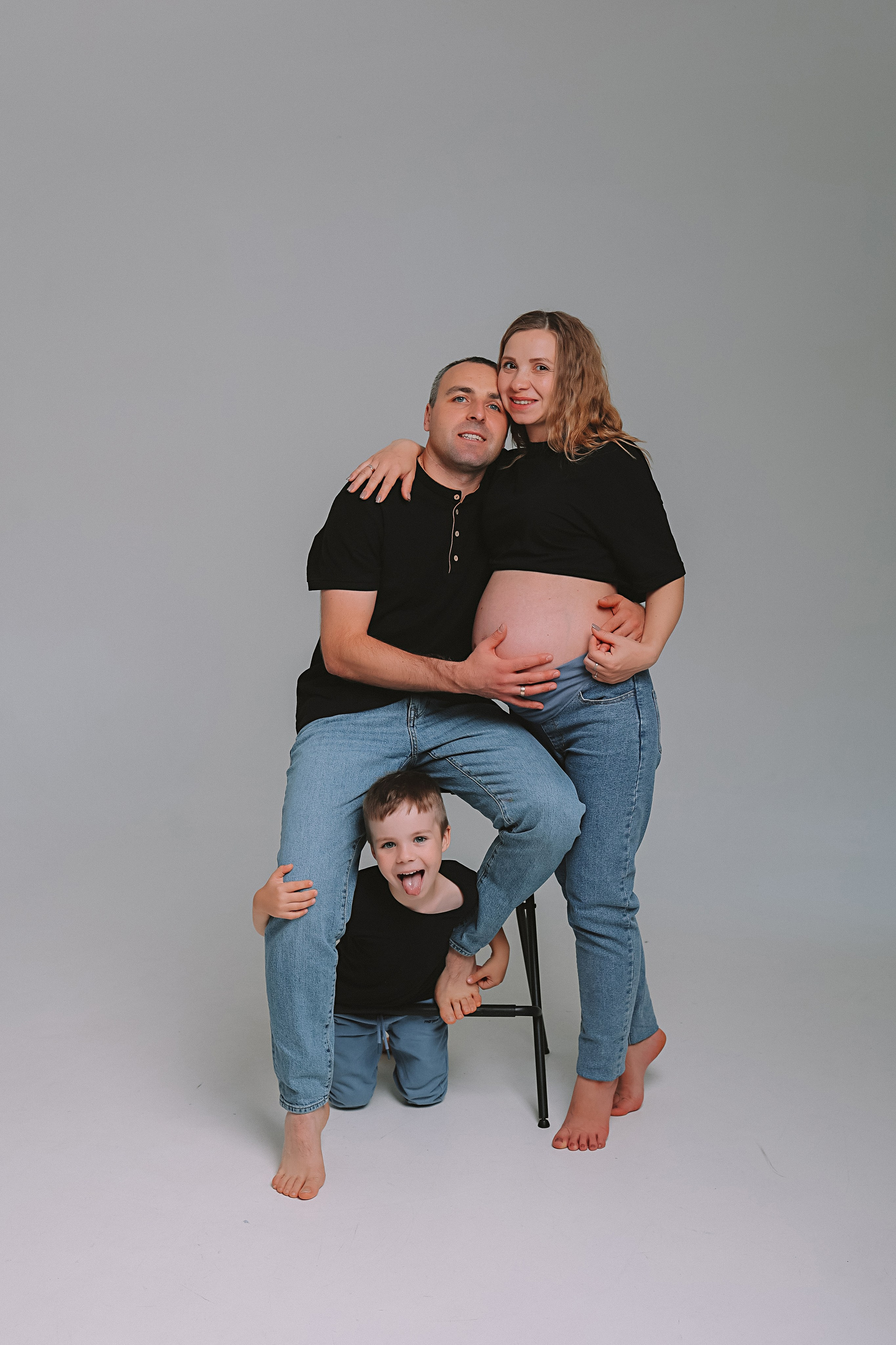 Фататум циклорама и зал. Семейный фотограф Тюмень, фотограф на роды Салмина Мария