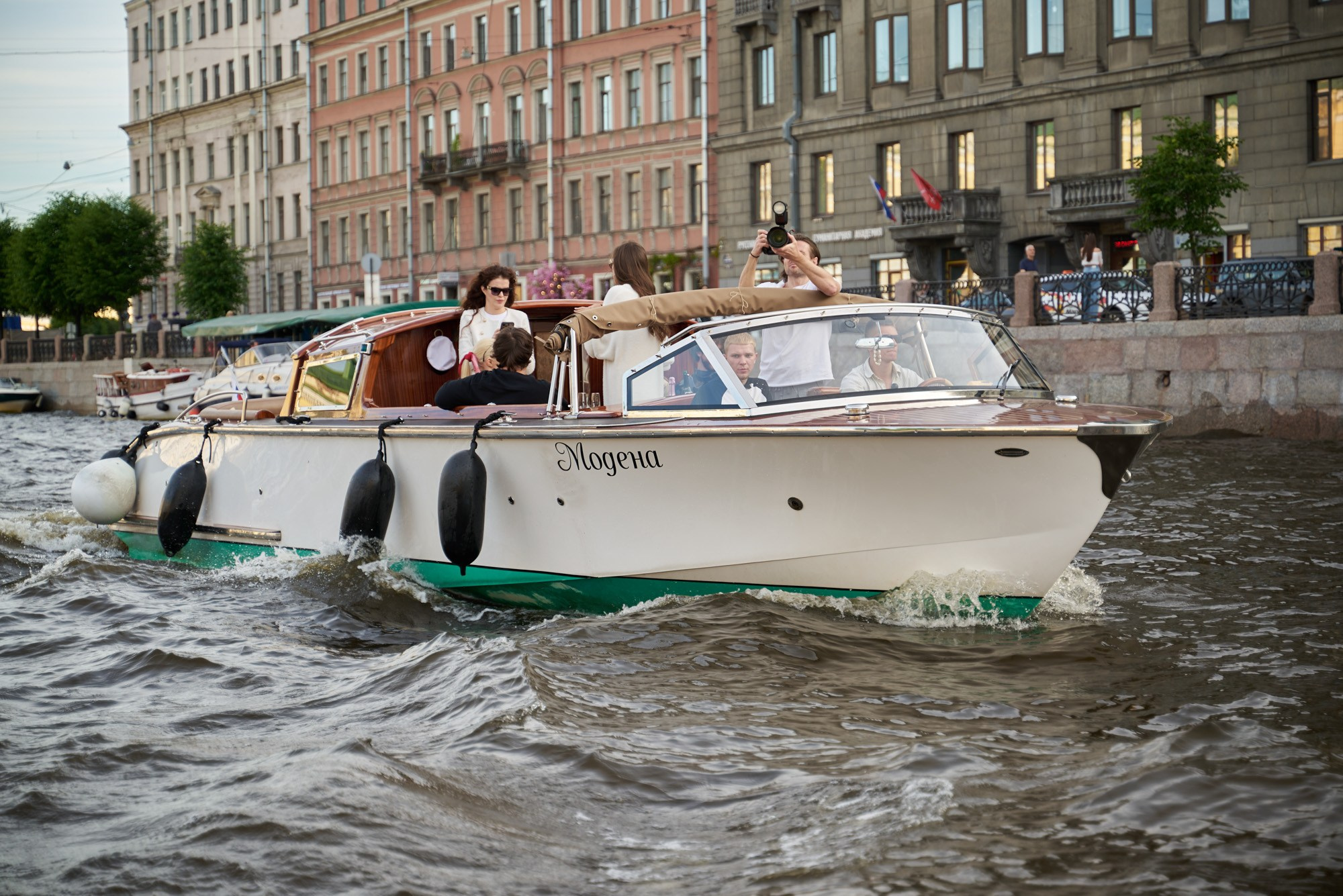 Катер. Фотограф из Санкт-Петербурга Андрей Ревенко