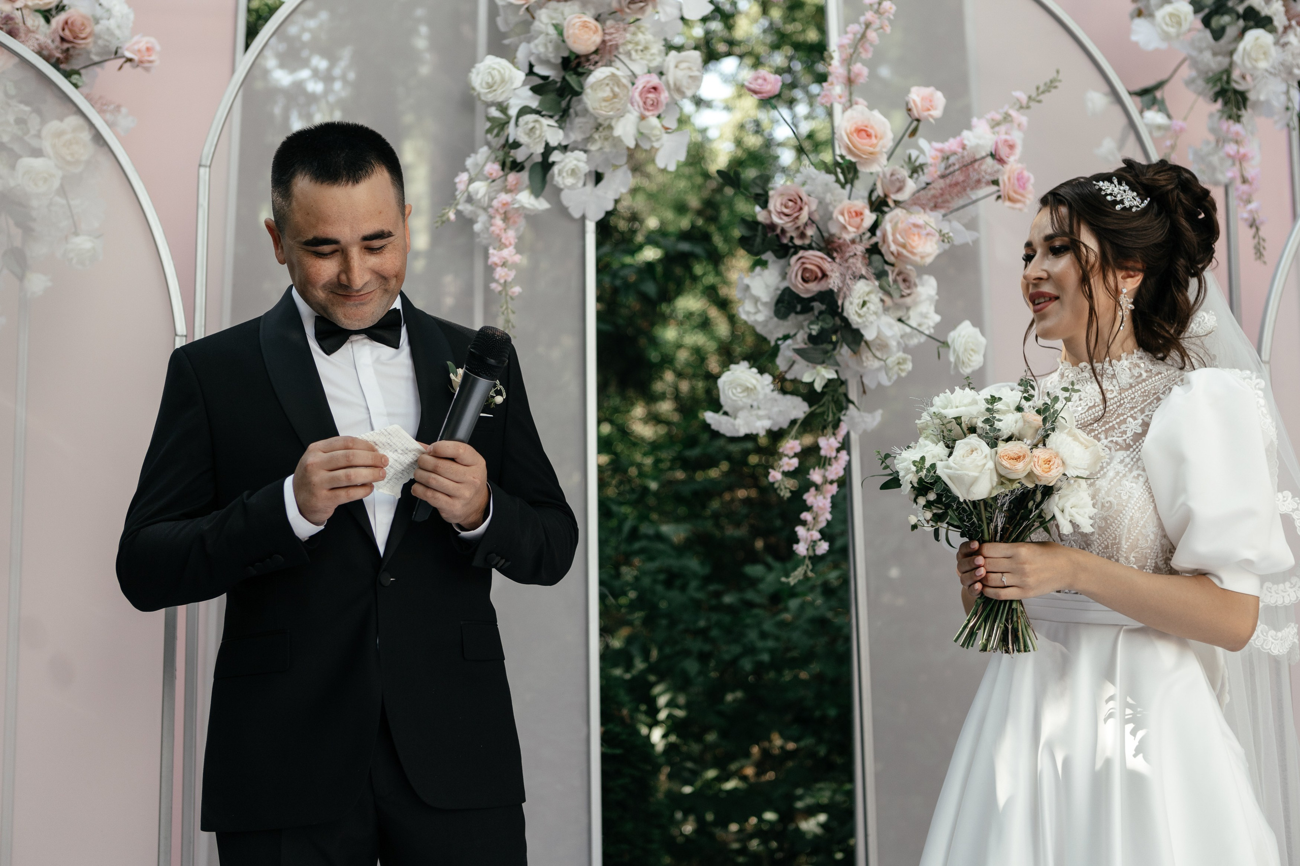 Свадебный фотограф Уфа — Руслан ГабдлисламовЖивые эмоции, красивые кадры, воспоминания на всю жизнь.Работаю по всей Республике Башкортоста. Свадебный фотограф Уфа Руслан Габдлисламов