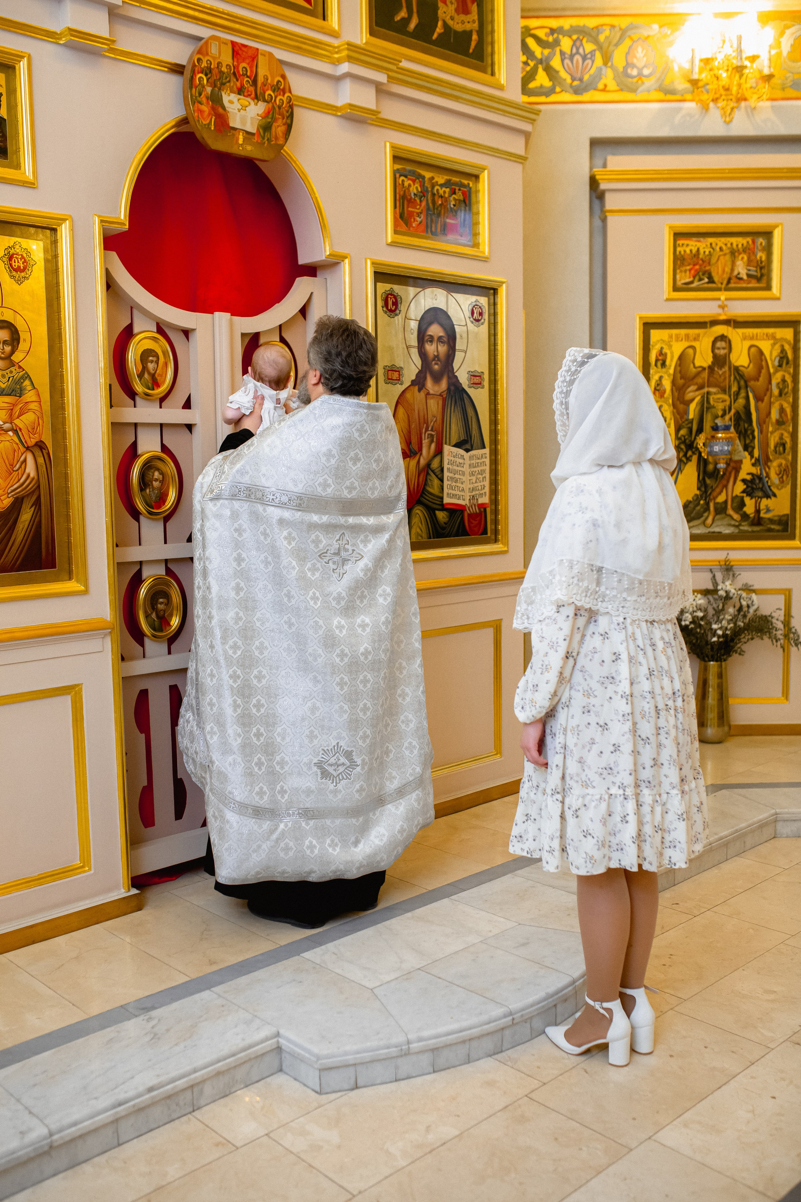 Церковь Рождества Пресвятой Богородицы в Крылатском. Свадебный и семейный фотограф