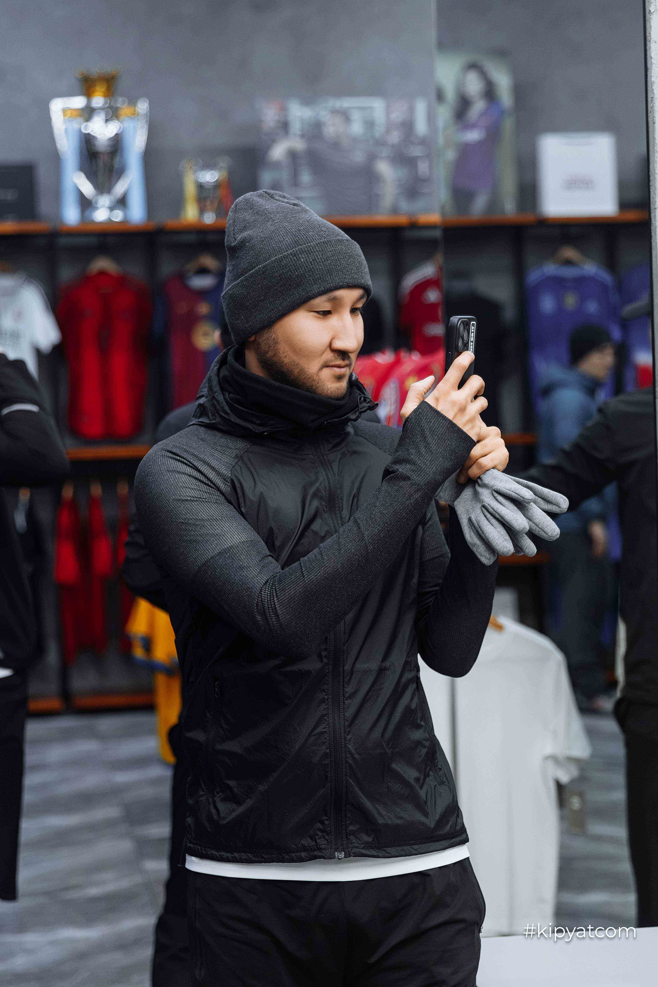 RUNHARD BY SPORTNATION