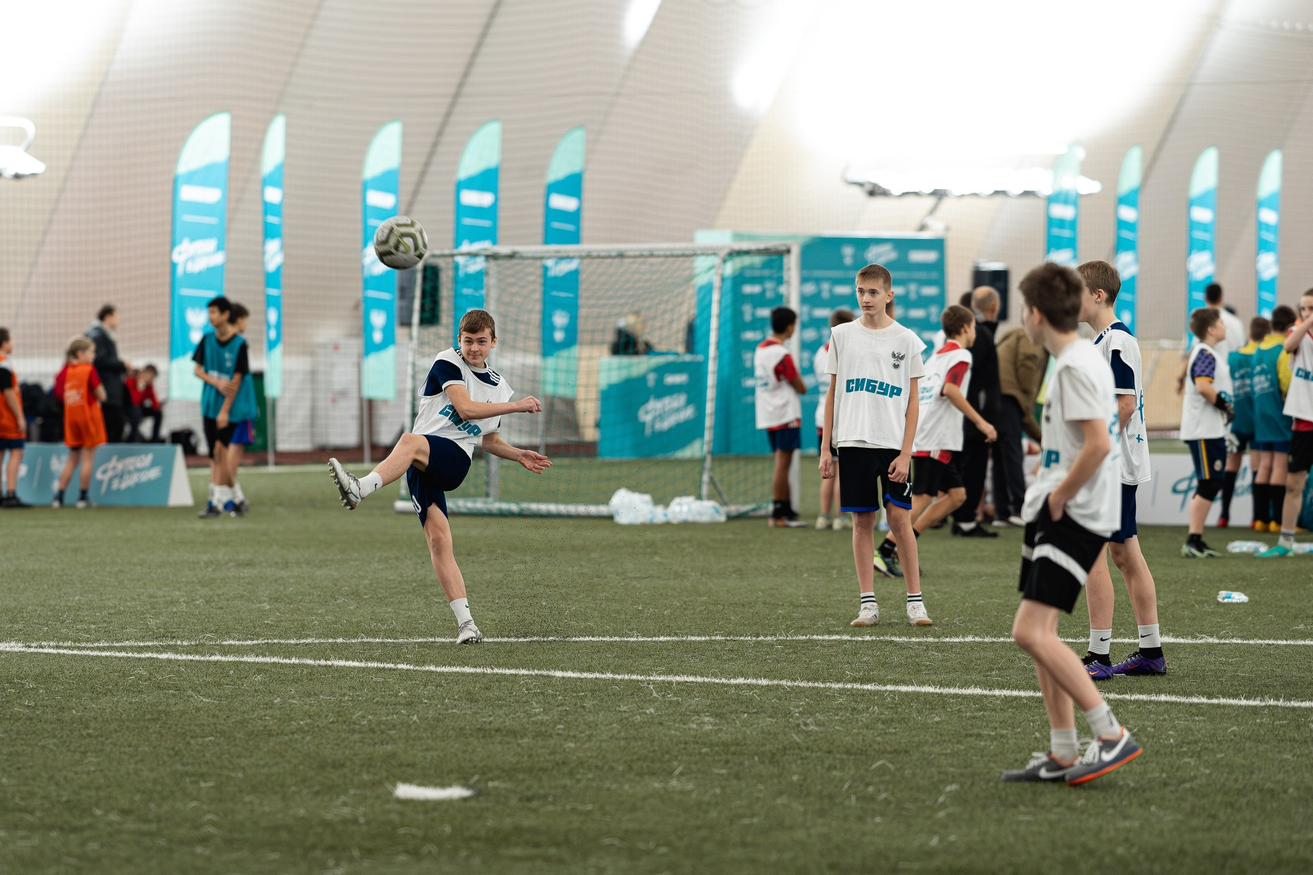 Фестиваль «СИБУР. Урок футбола» в рамках проекта Российского футбольного союза «Футбол в школе». Портретный и репортажный фотограф в Воронеже: Анастасия Пузикова