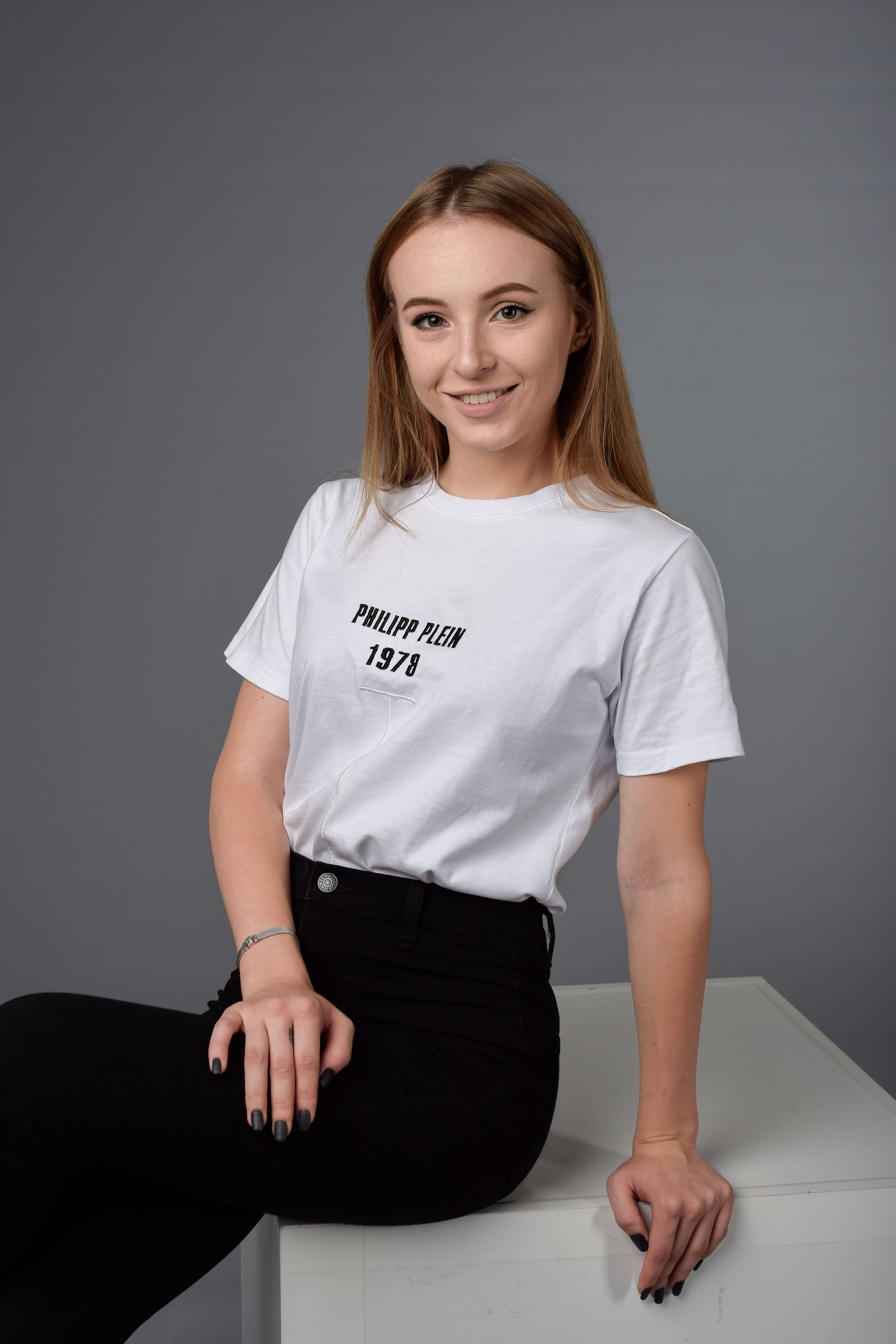 СЕМЕЙНЫЙ ПОРТРЕТ В СТУДИИ. Фотограф в Ялте Инна Найден. Детский и семейный фотограф