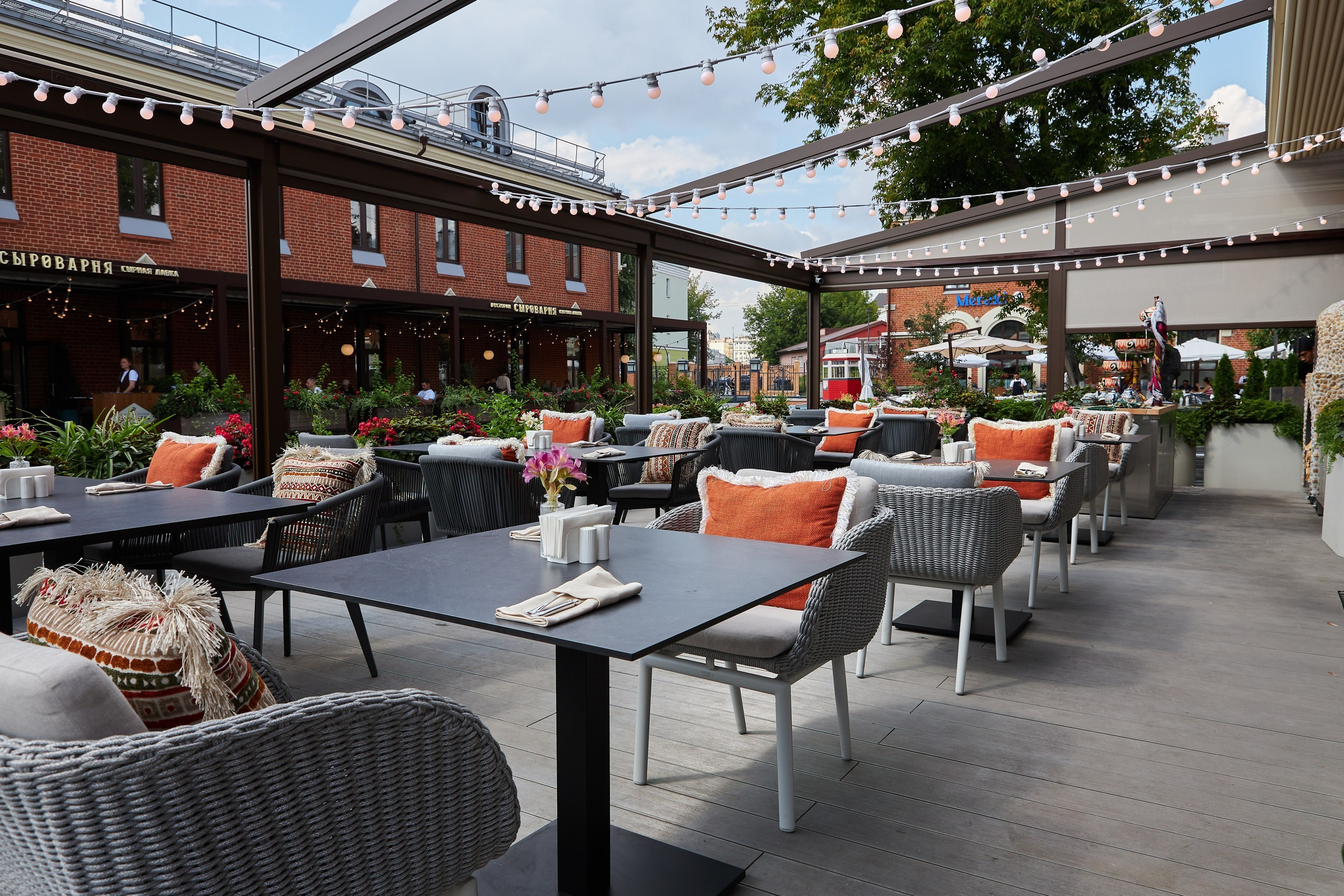 Цены на услуги видеографа в Москве — стоимость съёмки и монтажа. Фото и видео производство для клиентов под различные задачи