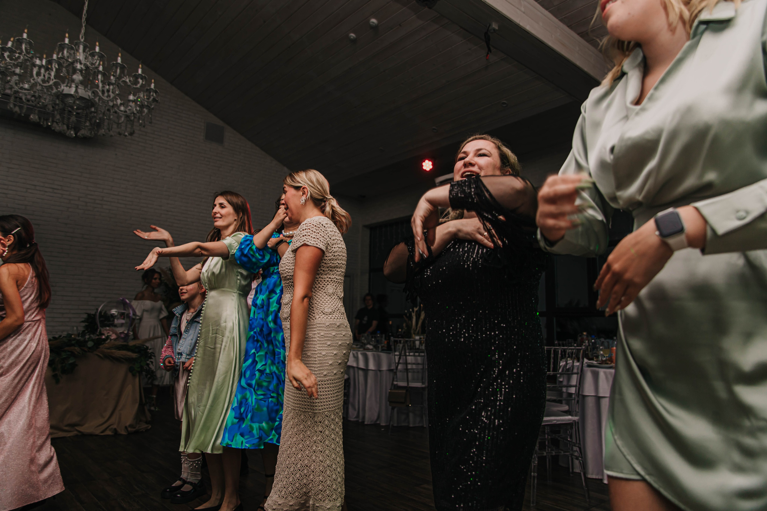 Вячеслав и Анастасия (пакет «Весь день»). Фотограф Дарья Маташкова