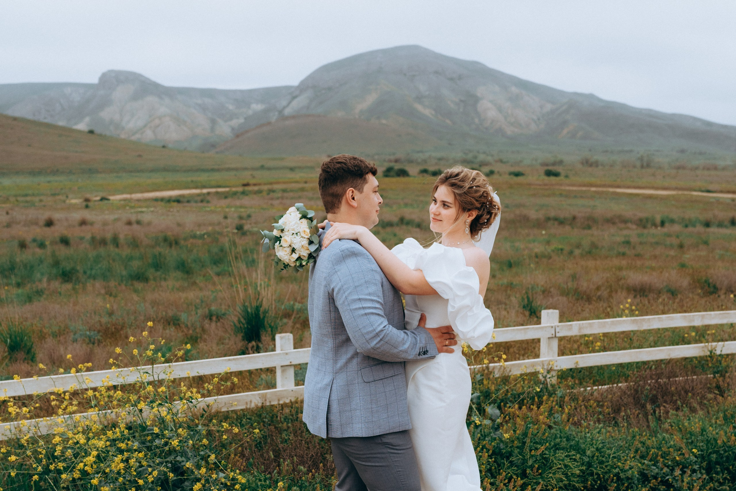 Свадебная фотосессия в Крыму. Портретный свадебный фотограф Крым | Евгения Щитенко