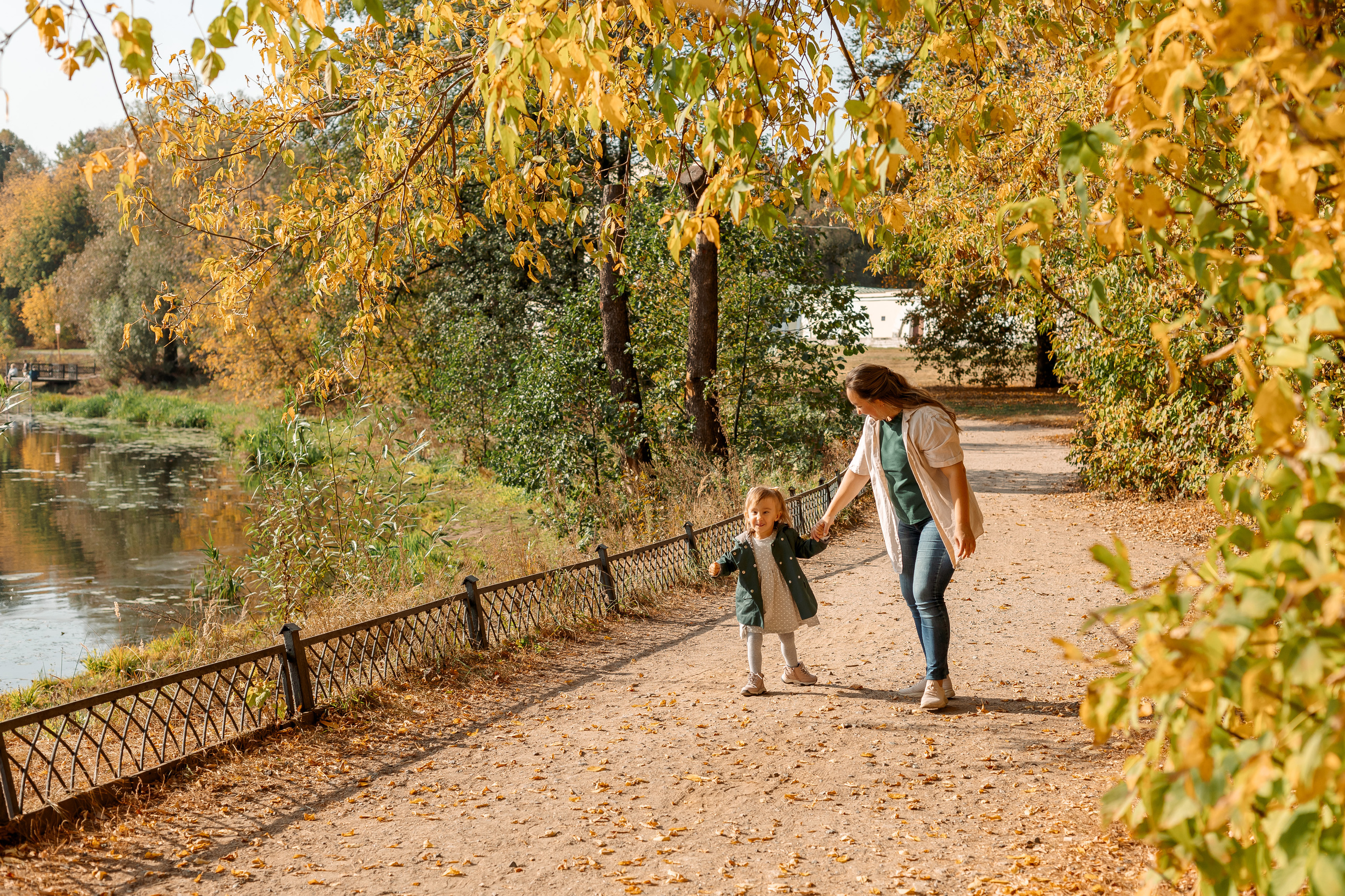 бежим с мамой