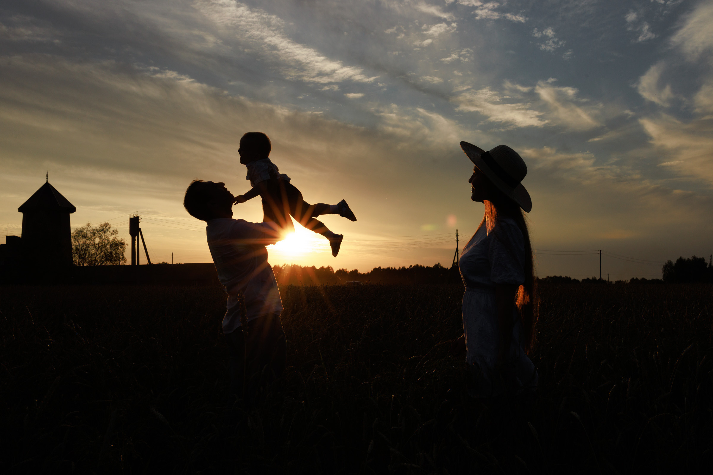 Семейная фотосъемка в полях. Семейный Фотограф в Москве Евгения Симоненко