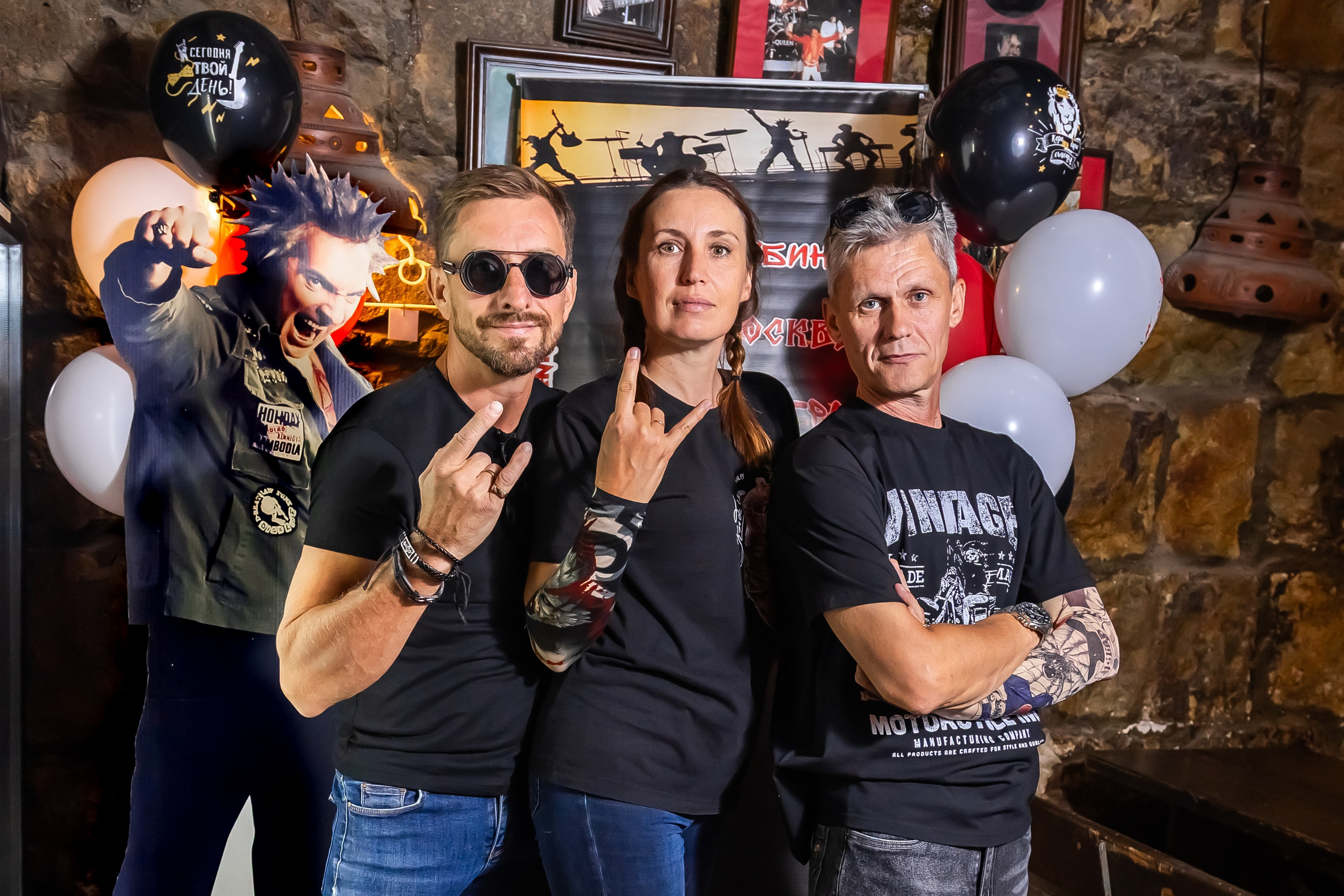 День Рождения Алексея в баре «Белая Лошадь». Фотограф в Волгограде Норченко Светлана