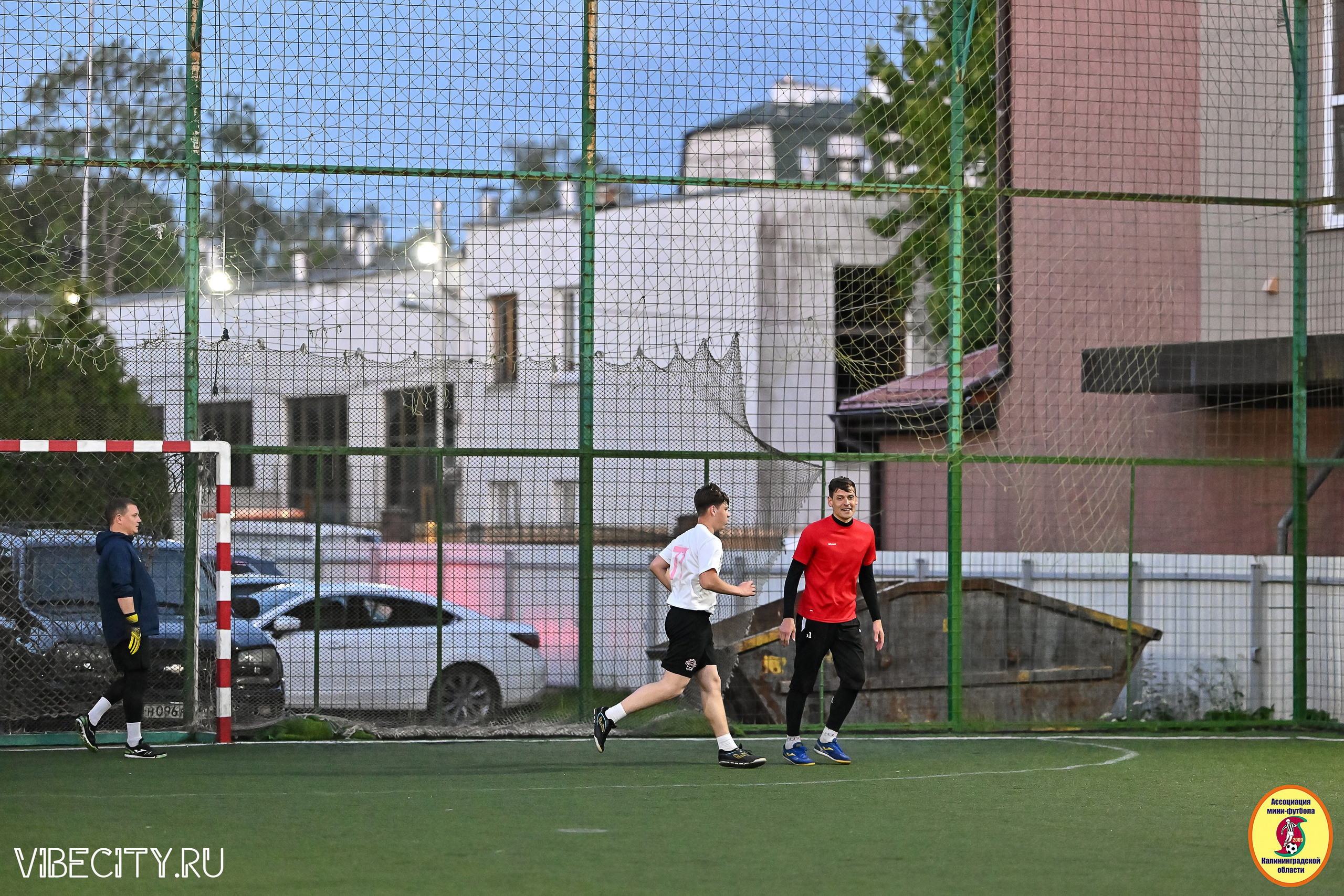 ИГРЫ МИНИ-ФУТБОЛЬНОЙ И КОРПОРАТИВНОЙ ЛИГИ. VIBECITY.RU Вайб Сити Ру Фоторепортажи Фотоотчеты Калининград