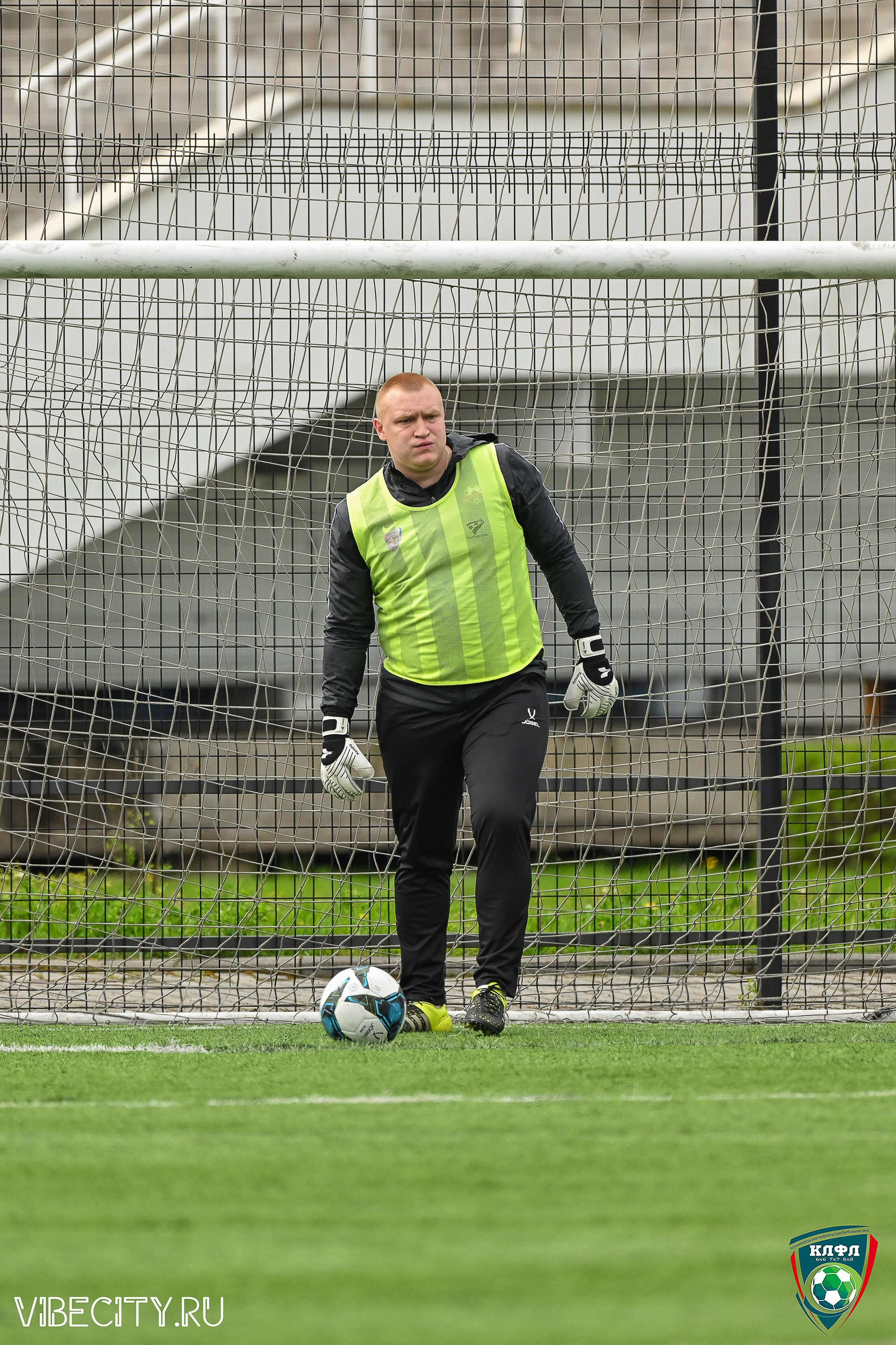 XX ЧЕМПИОНАТ КАЛИНИНГРАДСКОЙ ЛФЛ КАНЦМАРКЕТ39 сезона 2024–2025 гг. VIBECITY.RU Вайб Сити Ру Фоторепортажи Фотоотчеты Калининград