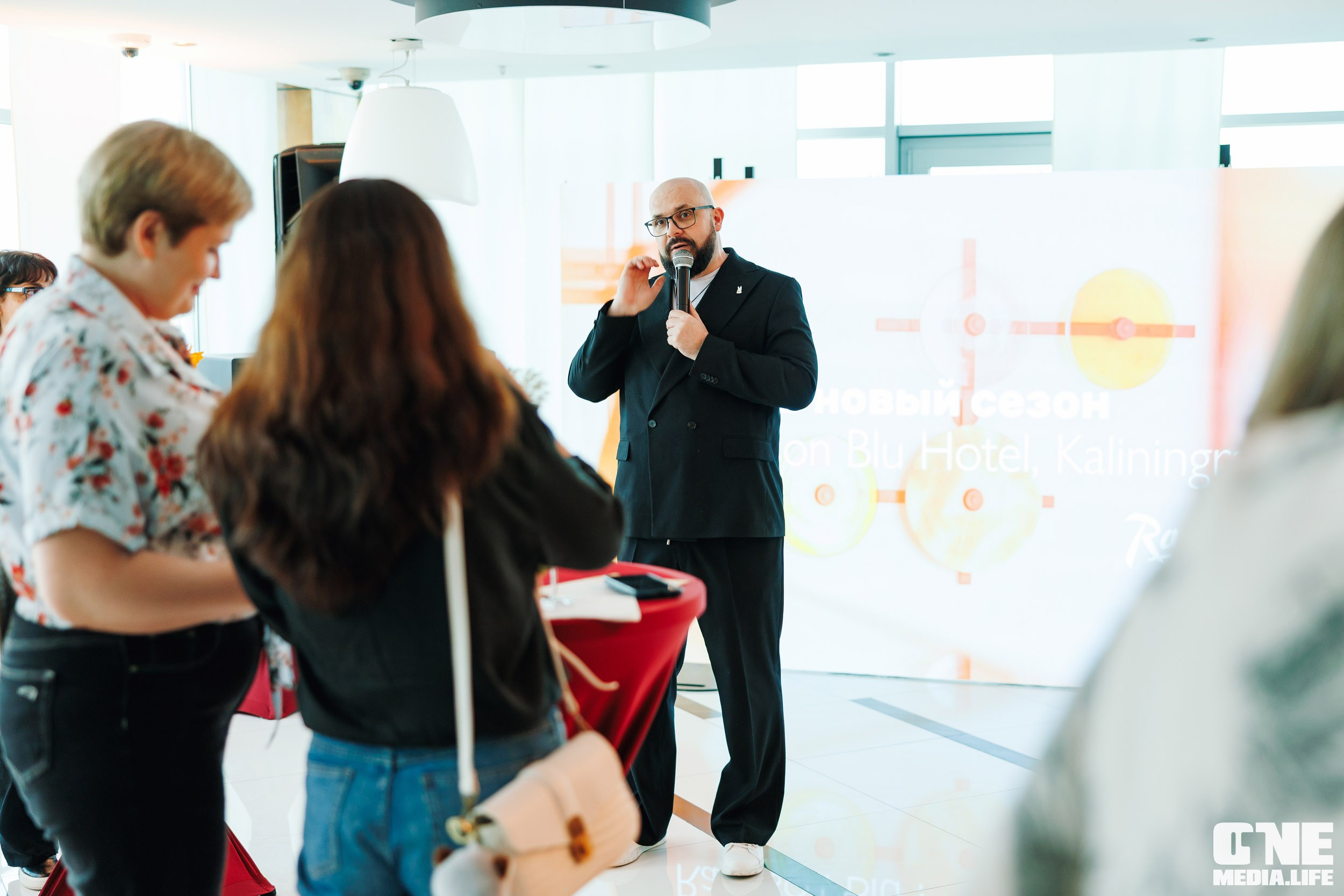 Фоторепортаж из отеля Рэдиссон. One Media Life: фоторепортажи, фотоотчеты с мероприятий и заведений