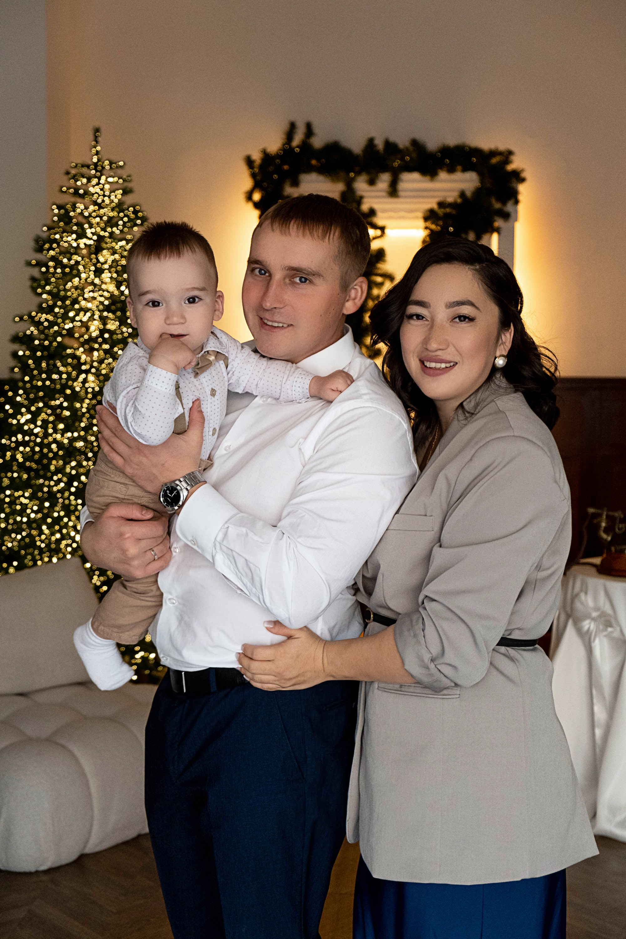 Джамиля, Юра и малыш Андрюша: Новогодняя. Свадебный и семейный фотограф в Тюмени Екатерина Дубровина