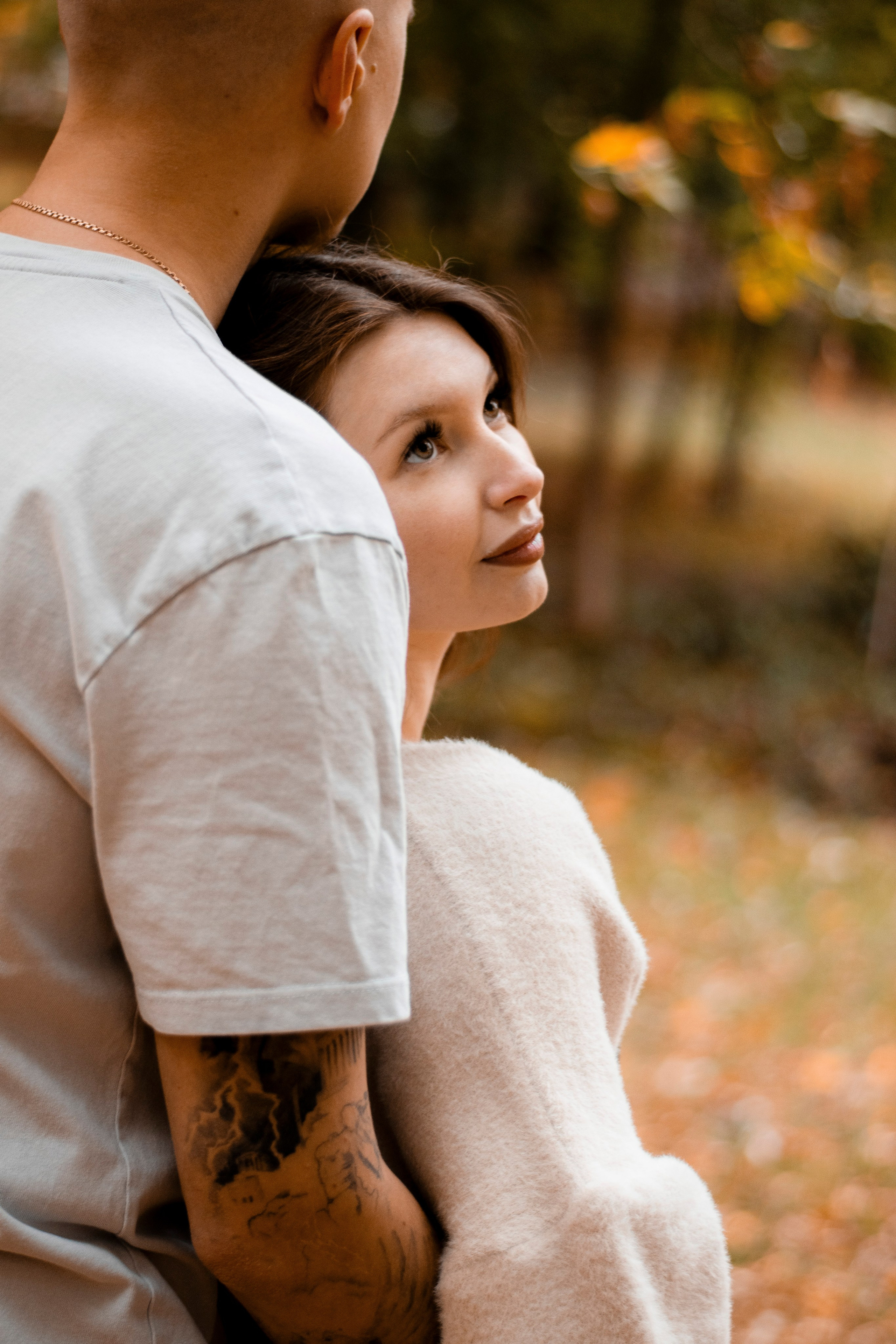 In the Autumn Garden. Портретный фотограф Москва Белогорцев Сергей