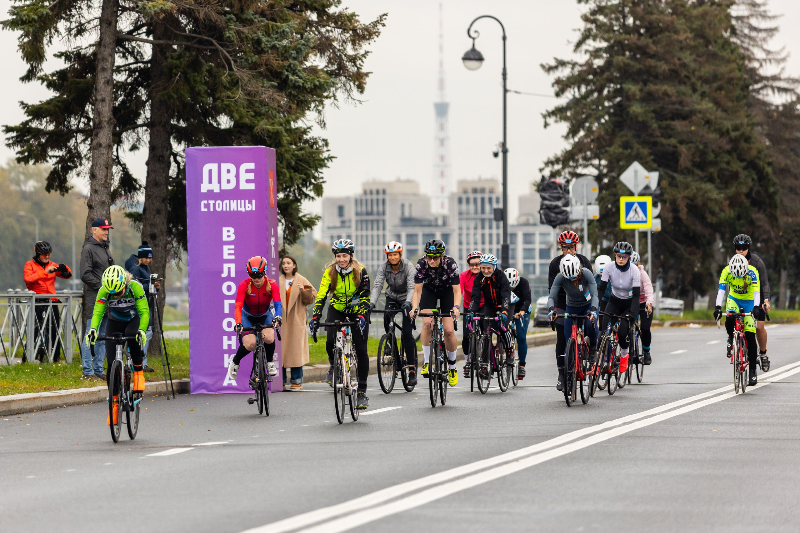 Закрытие велосезона в рамках велогонки 2 столицы. Фотограф в Санкт-Петербурге