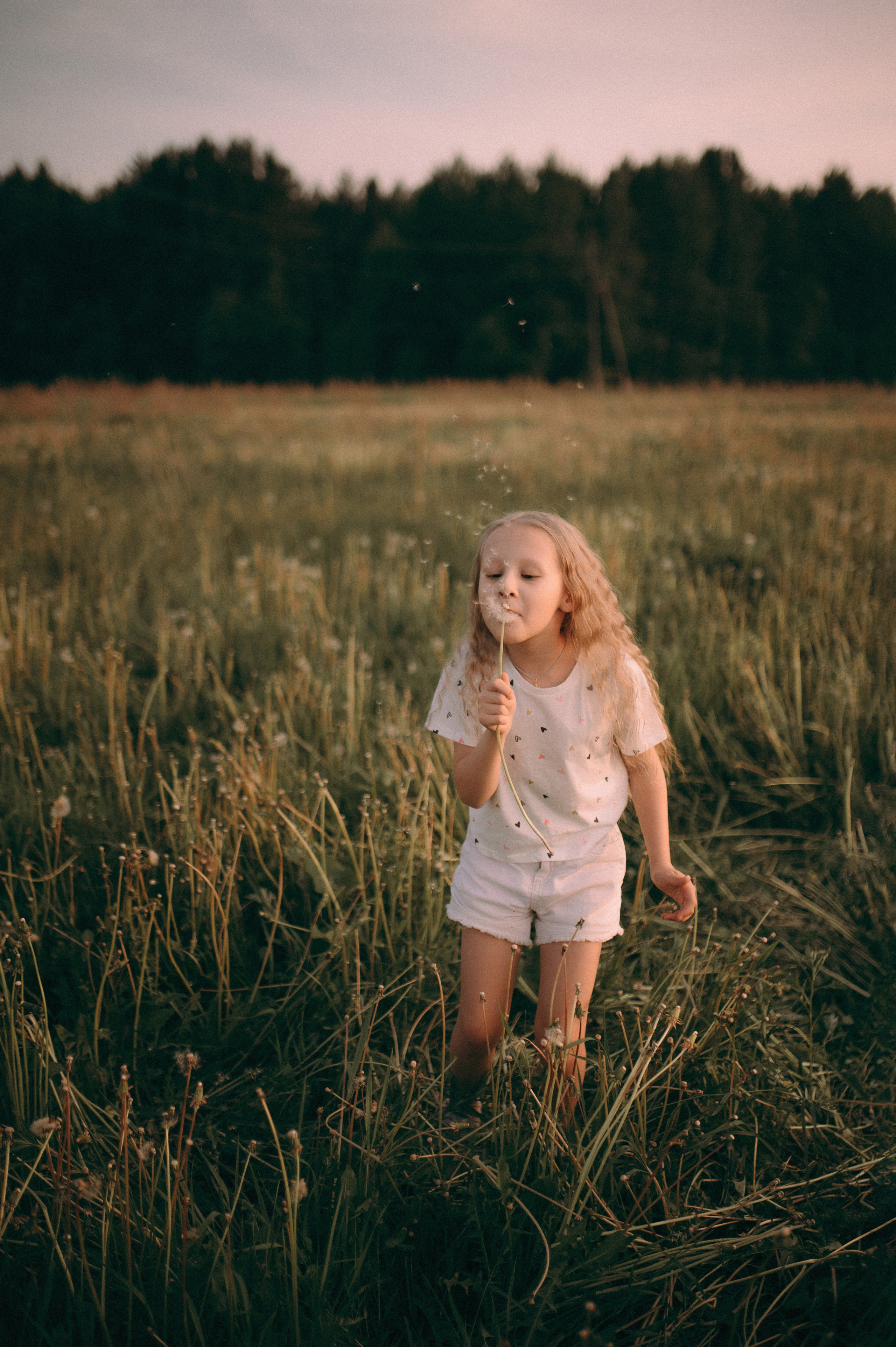 Валя и Лена. Фотограф, г. Лесной Свердловской области
