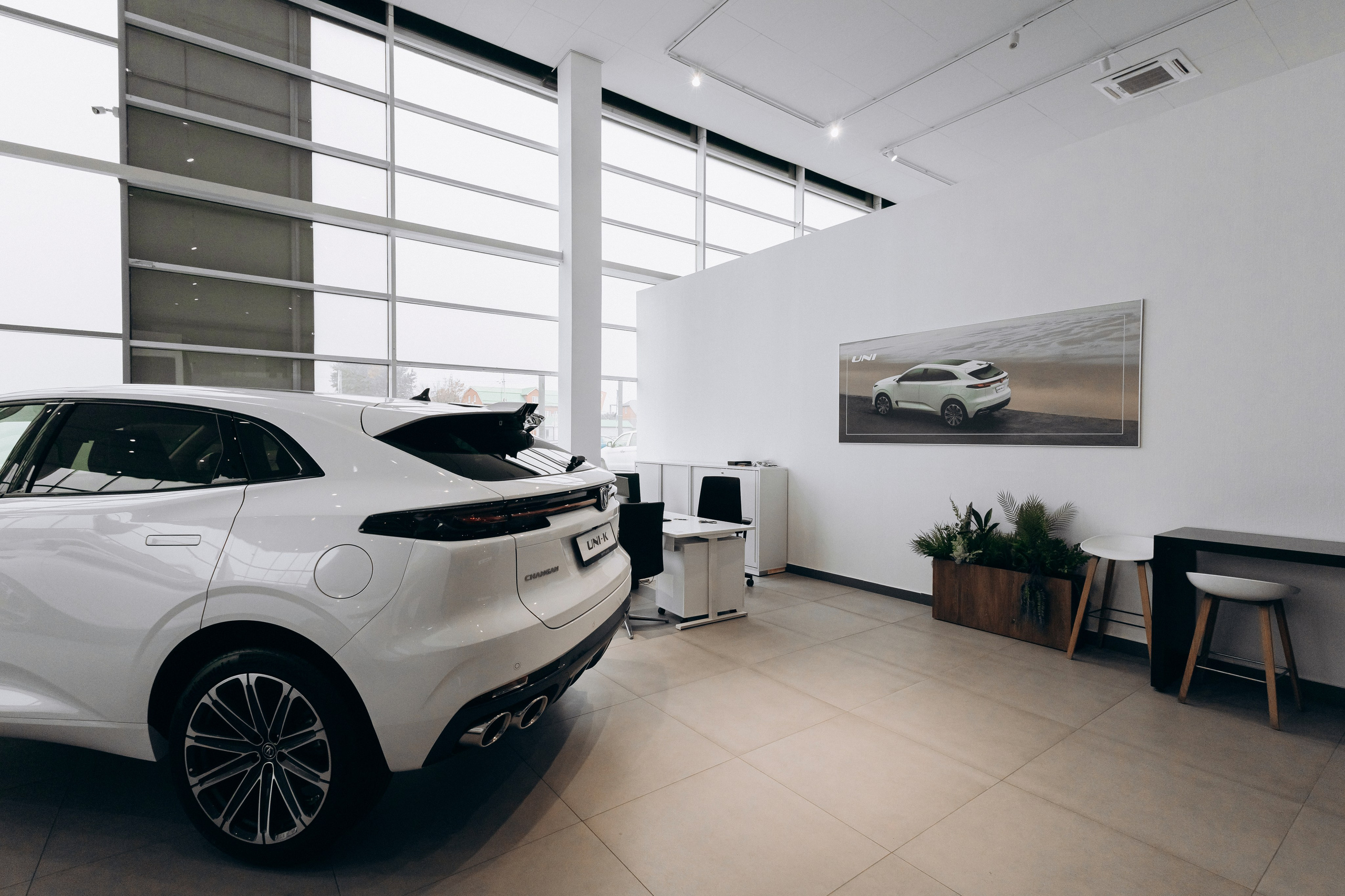 Автосалон OMODA \ Jaecoo \ Changan. Фотограф в Краснодаре Лагунов Владимир