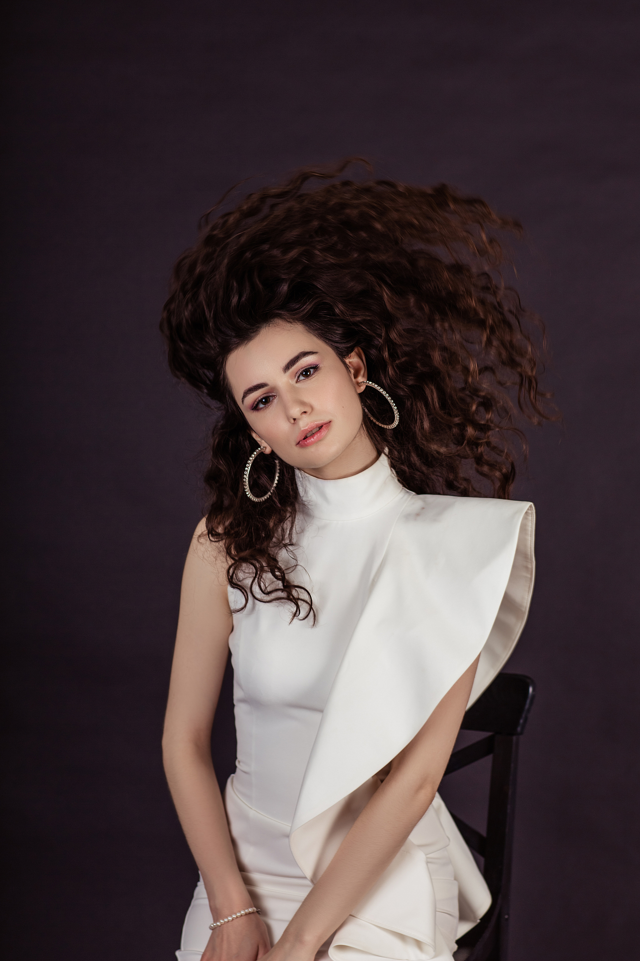 Портретная фотосессия в студии в Москве. Фотограф в Москве. Контент для блога. В портфолио и просто на память