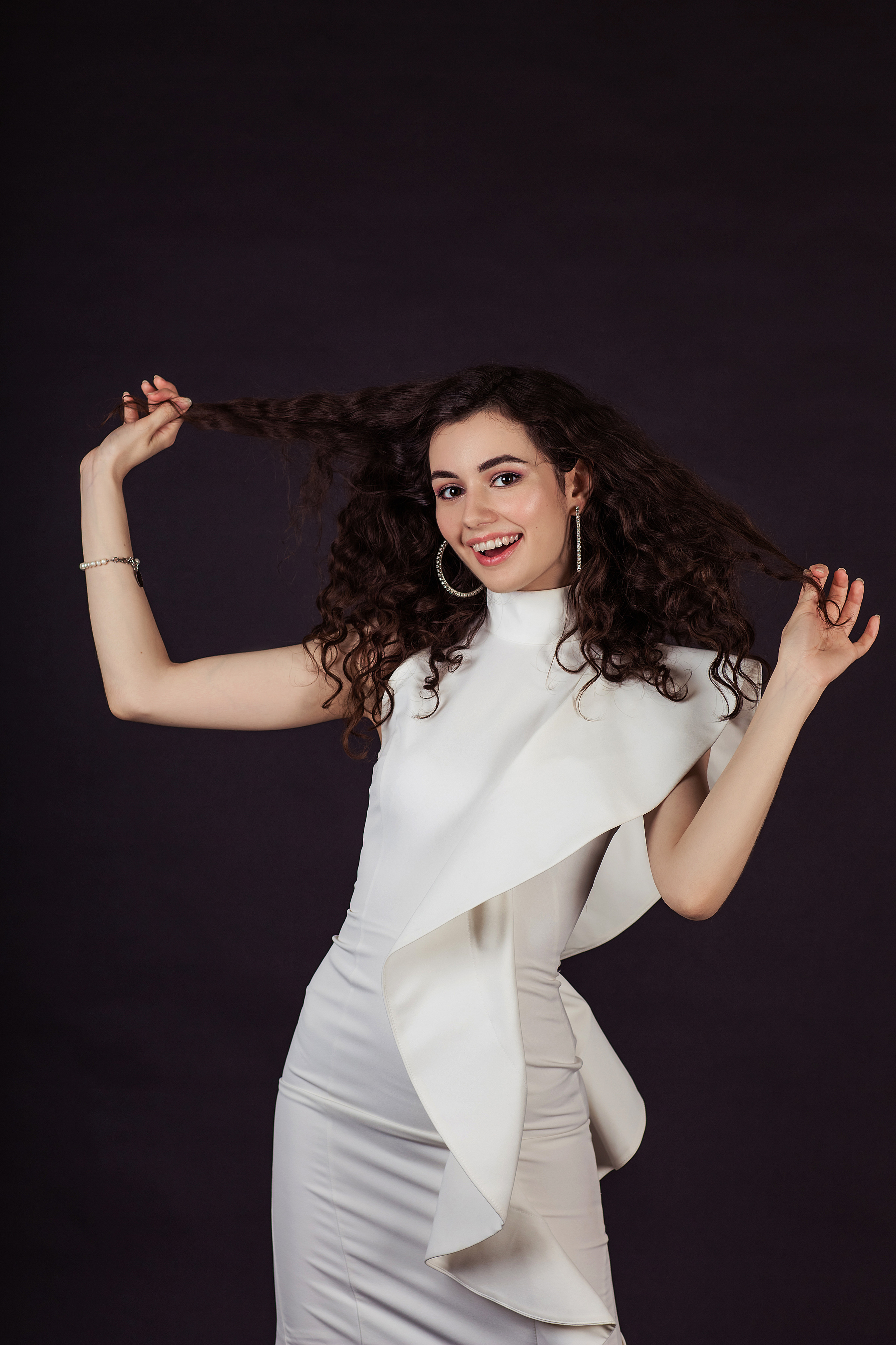 Портретная фотосессия в студии в Москве. Фотограф в Москве. Контент для блога. В портфолио и просто на память