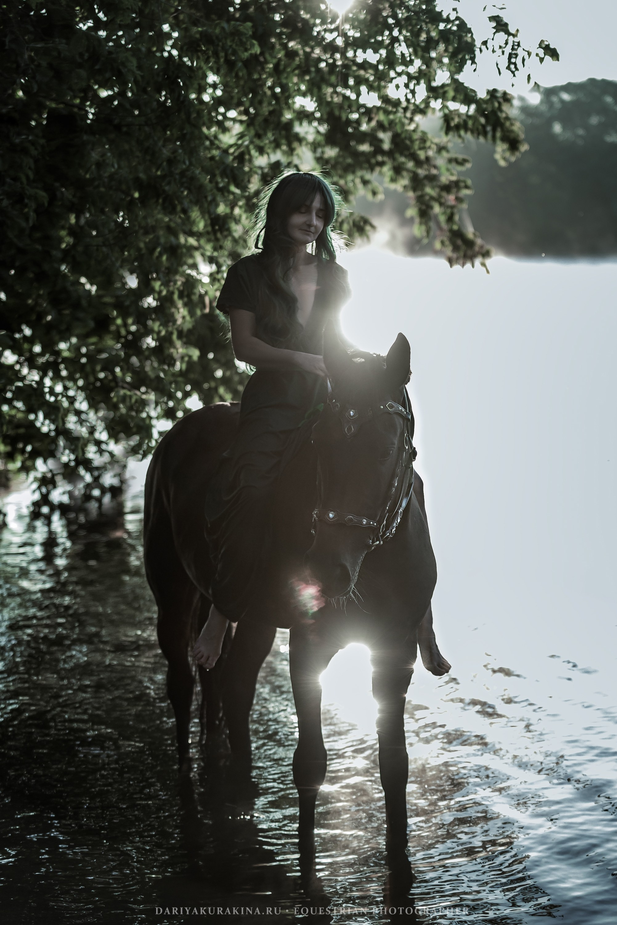 Мрачная русалка. Конный фотограф Куракина Дарья • Фотосессии с лошадьми