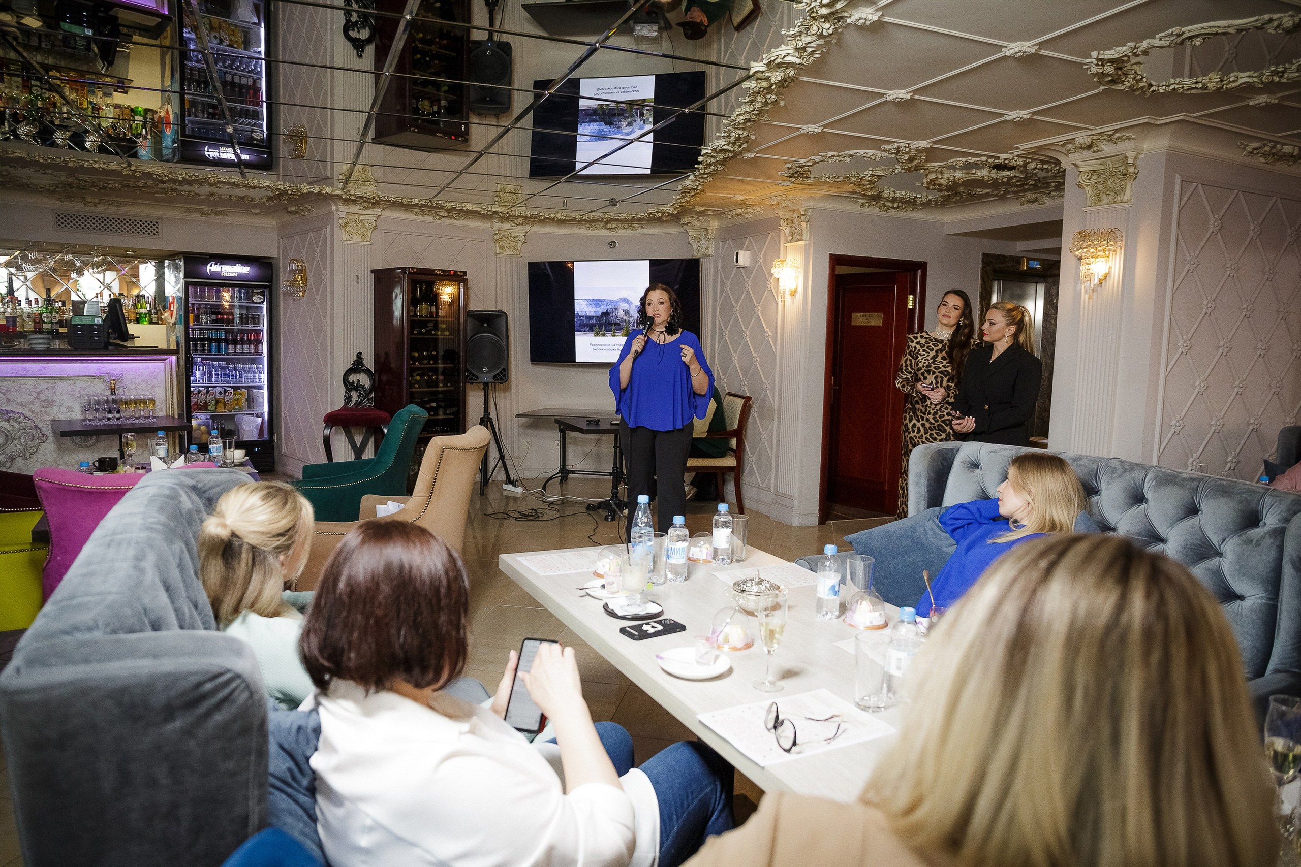 Большой Женский Нетворкинг. Репортажный Фотограф Александр Назаров. Москва и М.О