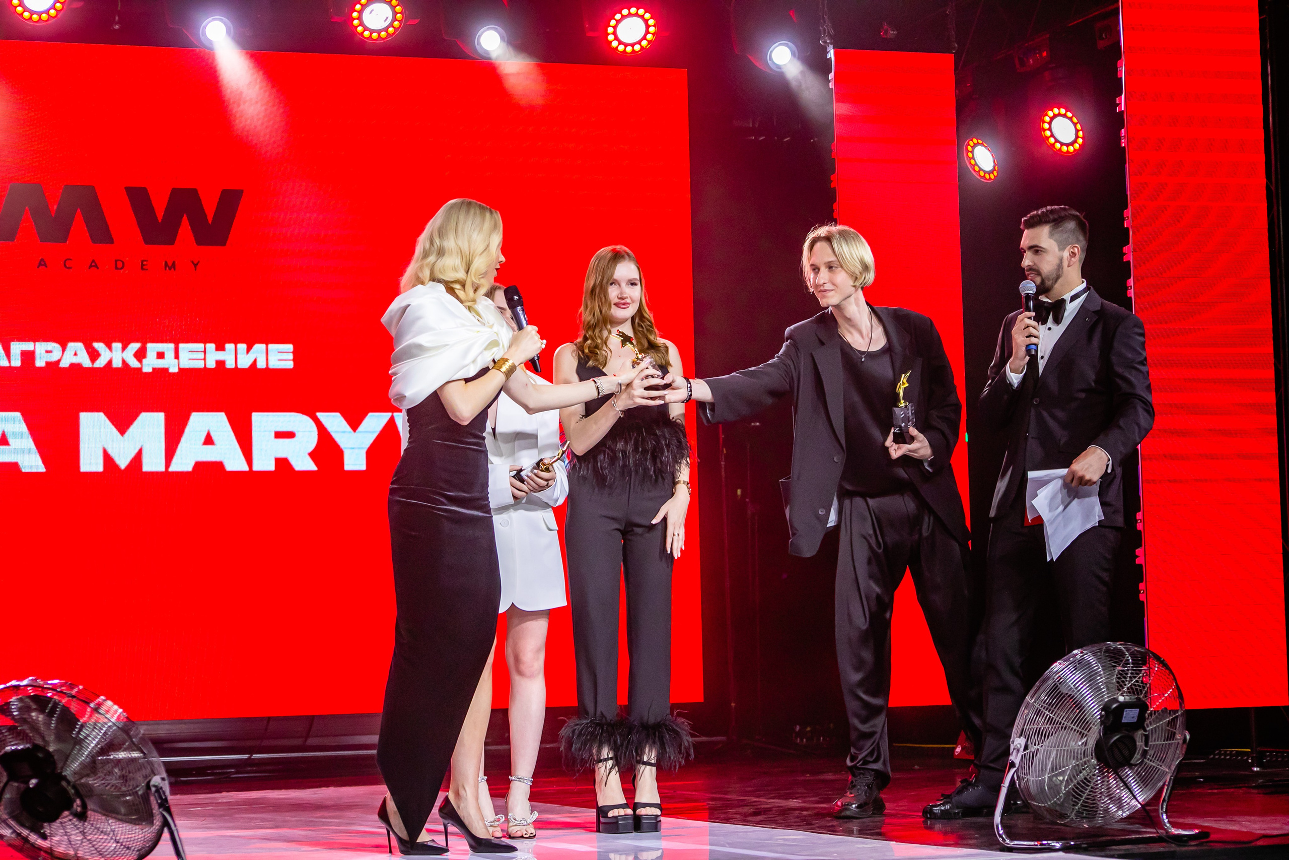 Презентация журнала Mary Way. Art photographer Nino