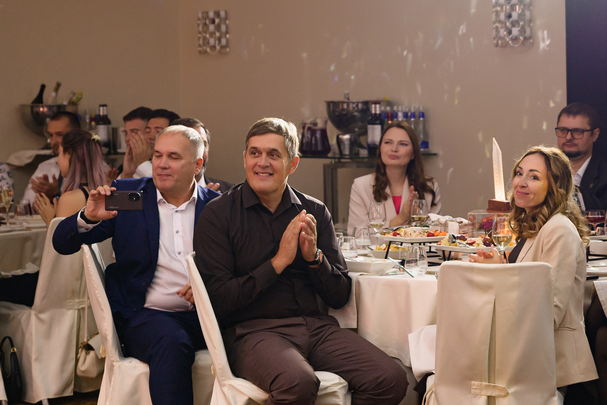 ДОМ-СТРОЙ. Свадебный фотограф в Новосибирске Алена Цизман