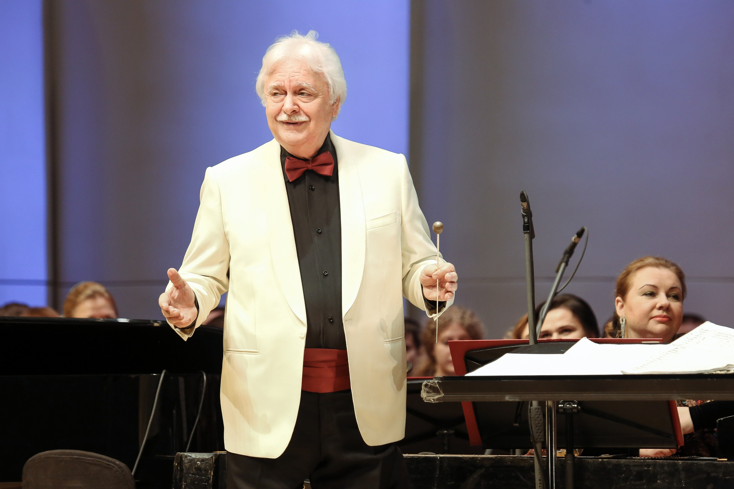 Christmas in Blue. Дарья Письменюк / Darya Leitstern — фотограф, музыкант, журналист, путешественник