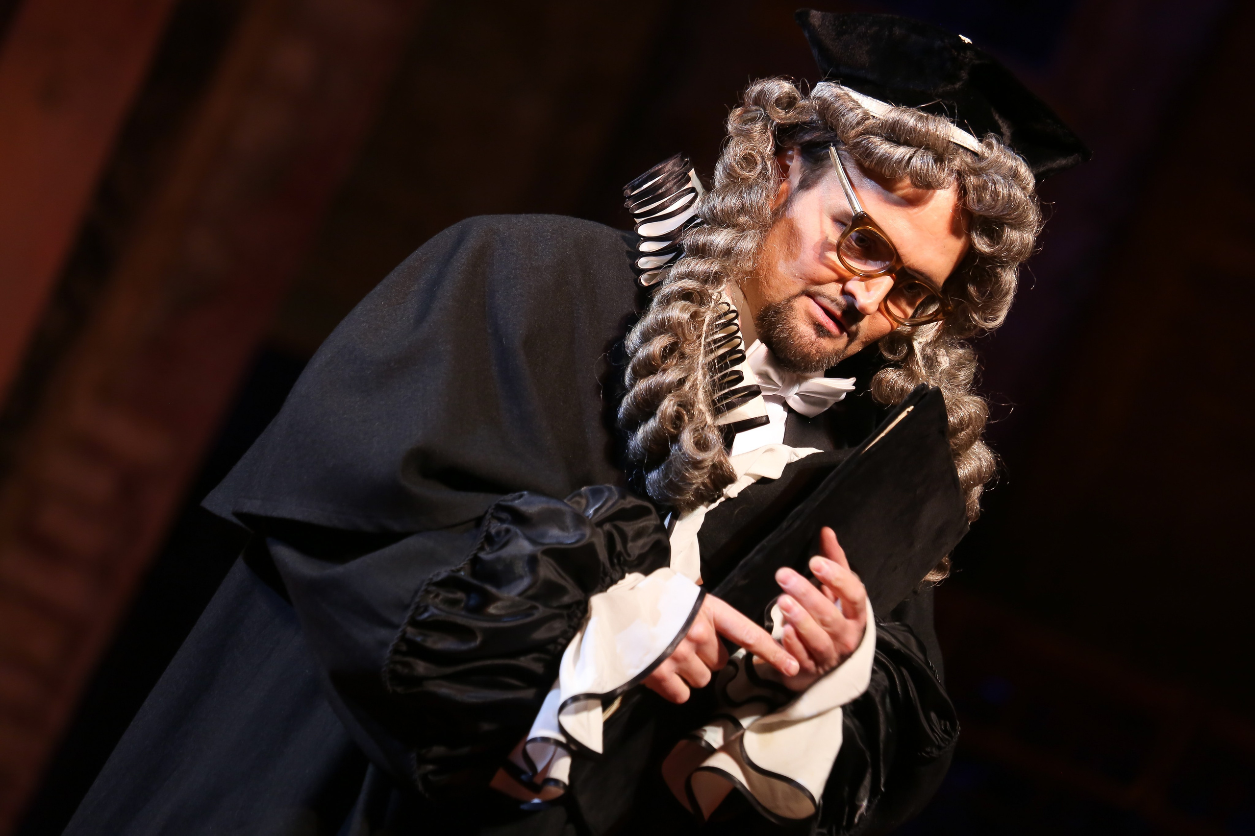 Летучая мышь в Московской оперетте. Дарья Письменюк / Darya Leitstern — фотограф, музыкант, журналист, путешественник