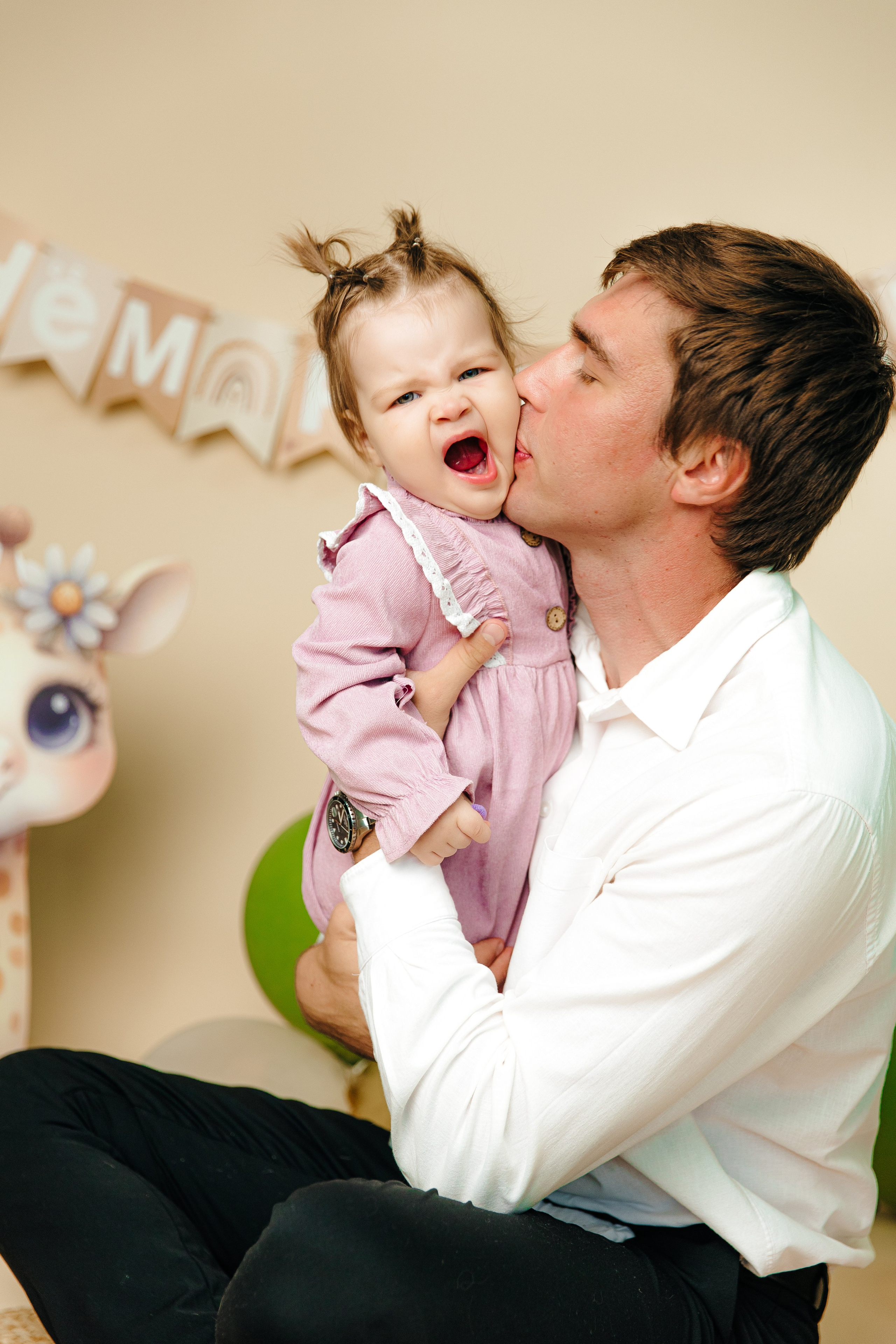 Варюше 1 годик. Свадебный фотограф Кропоткин Краснодар