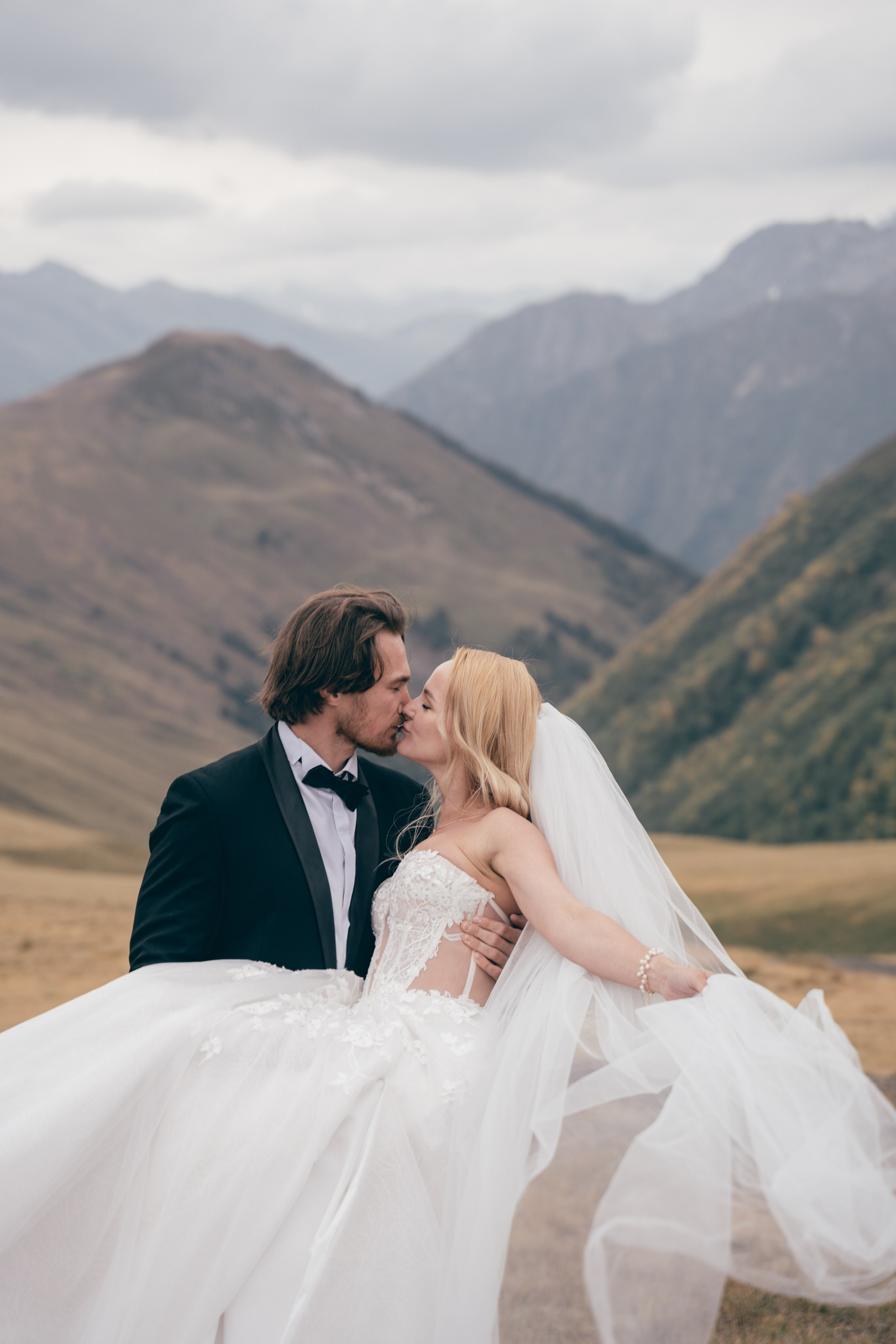 Индивидуальная фотосессия в горах Фотограф КМВ Пятигорск, Железноводск, Ессентуки, Кисловодск Архыз Домбай Горы. Фотограф КМВ|ГОРЫ Пятигорск Железноводск Ессентуки Кисловодск Домбай Архыз Эльбрус