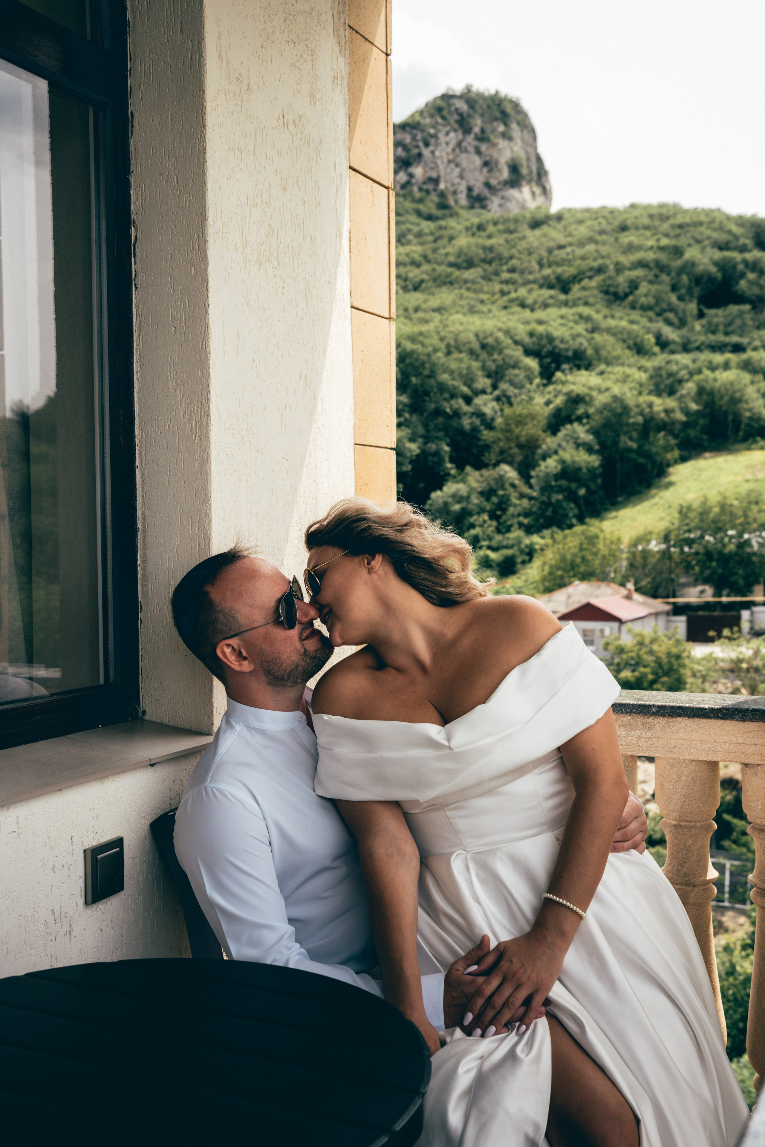 Съемка для брендов одежды КМВ Пятигорск, Железноводск, Ессентуки, Кисловодск Архыз Домбай Фотосессия. Фотограф КМВ|ГОРЫ Пятигорск Железноводск Ессентуки Кисловодск Домбай Архыз Эльбрус