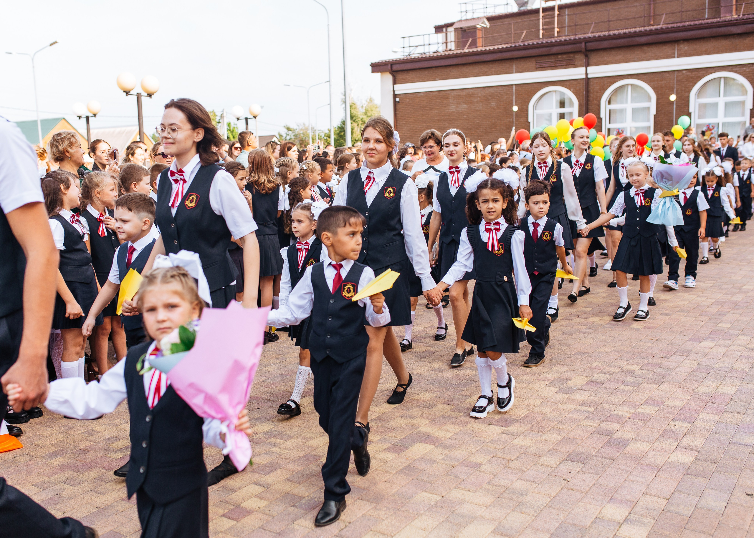 Здравствуй школа!. Фотограф в Приморско-Ахтарске Марьяна Чопко